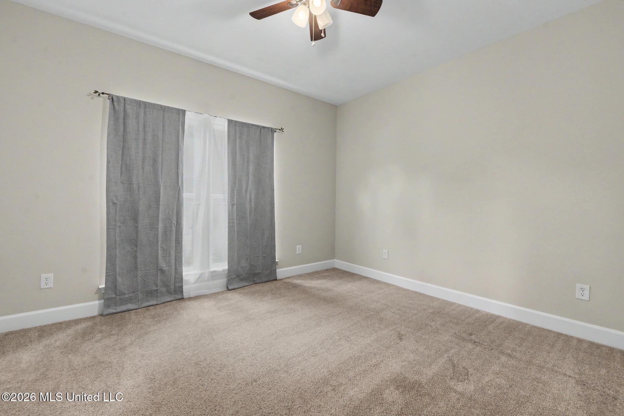 116 J.w. Holland Road Property Photo 19