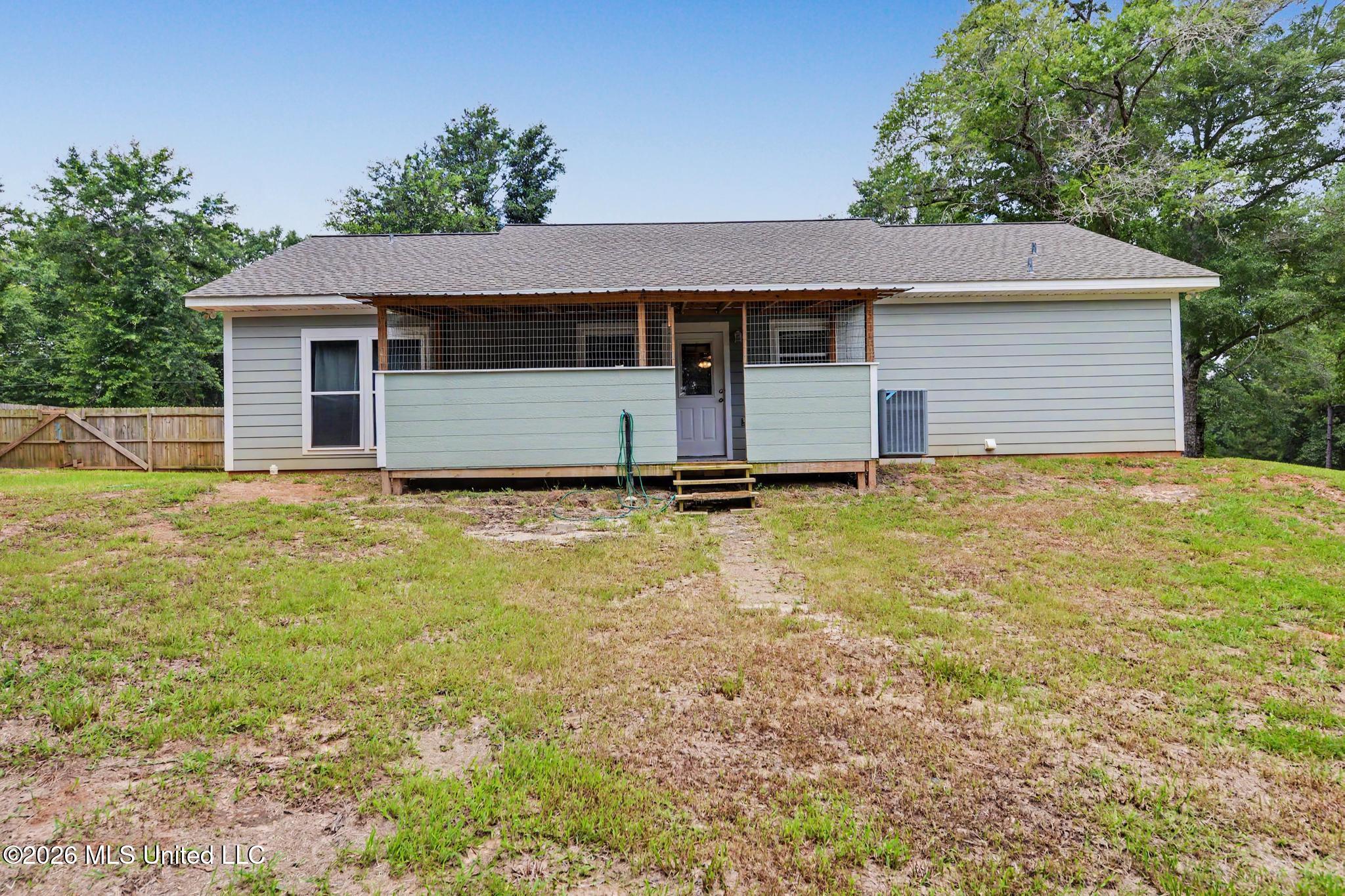 116 J.w. Holland Road Property Photo 23