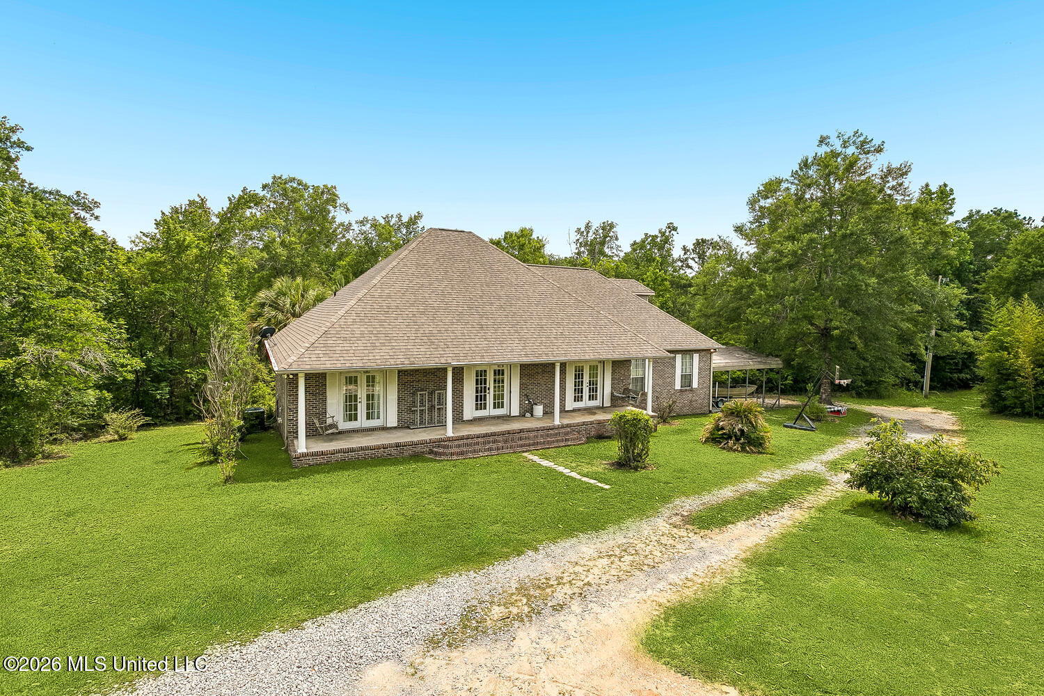 825 Liberty Road Property Photo 2
