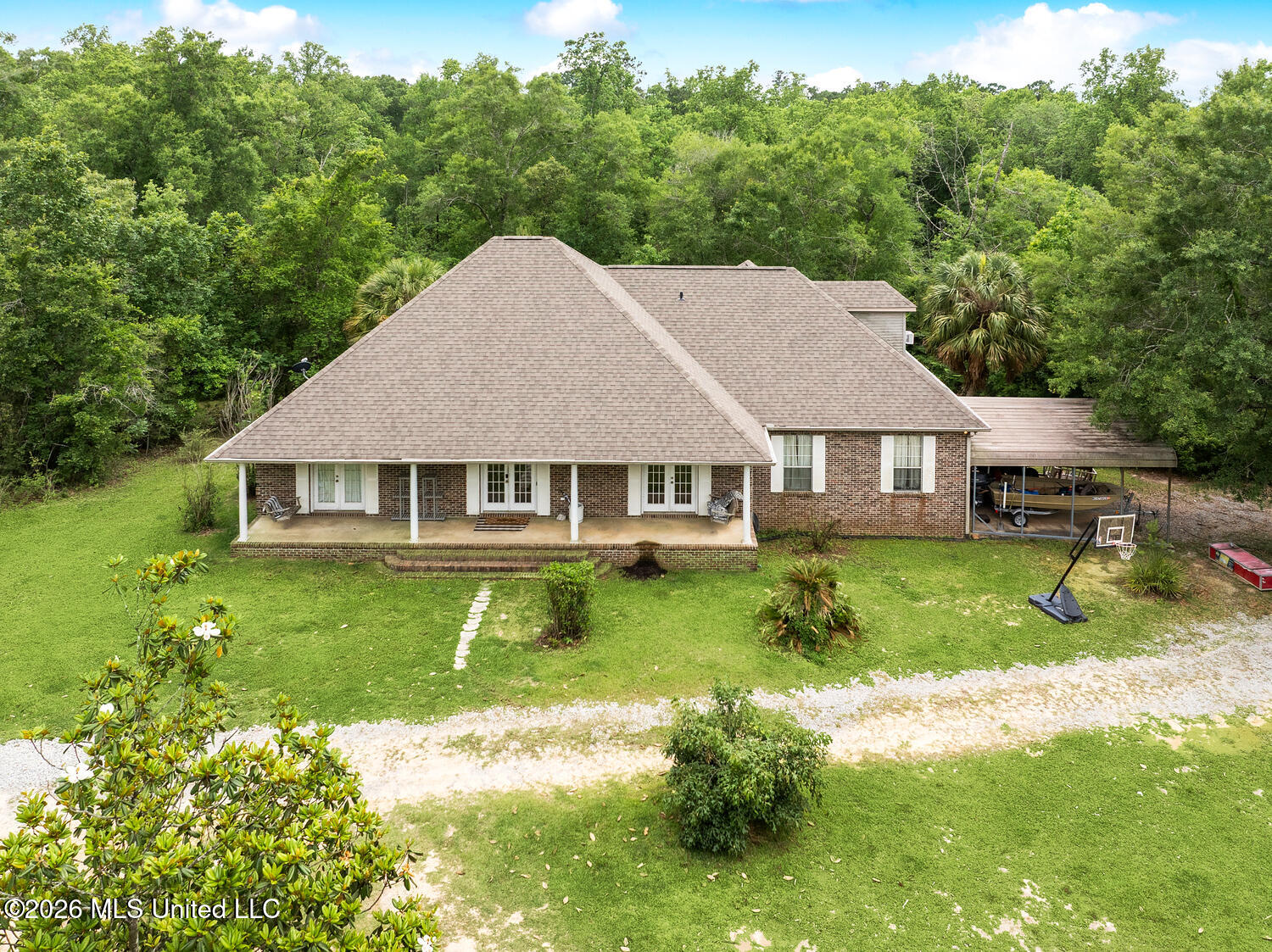 825 Liberty Road Property Photo 3
