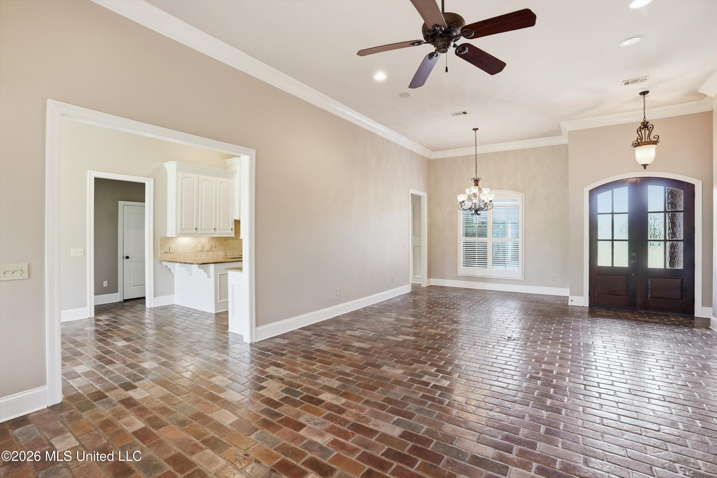 317 Gladeview Place Property Photo 8