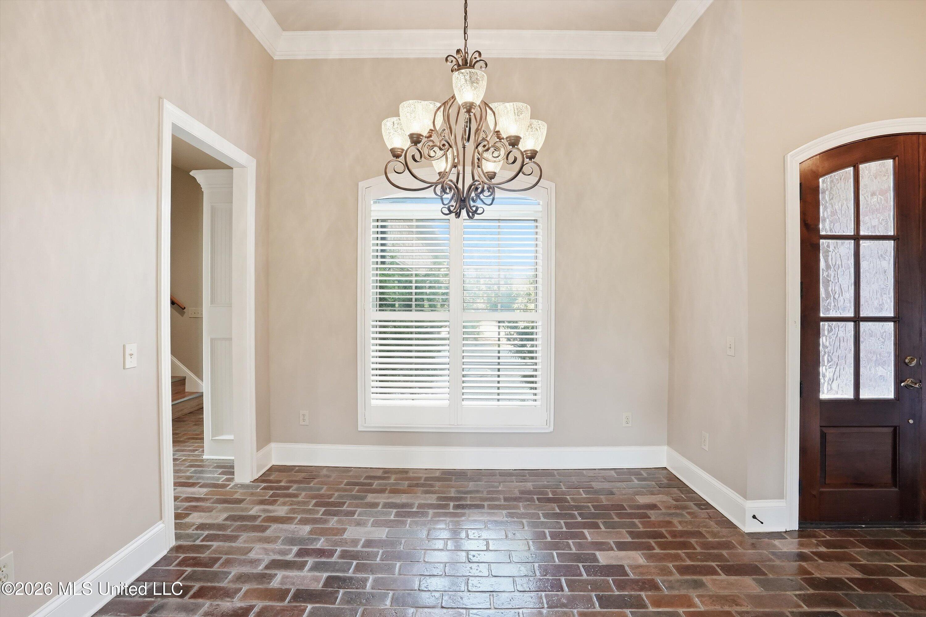 317 Gladeview Place Property Photo 11