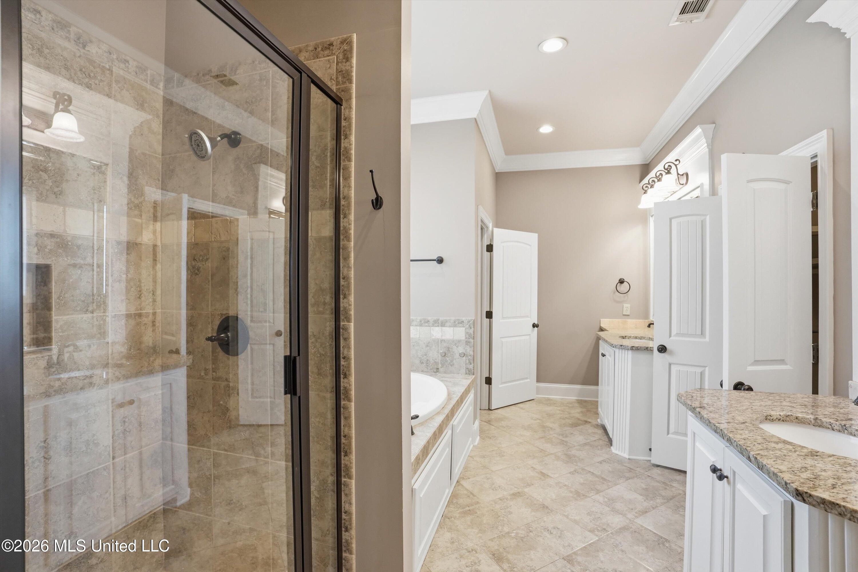 317 Gladeview Place Property Photo 23