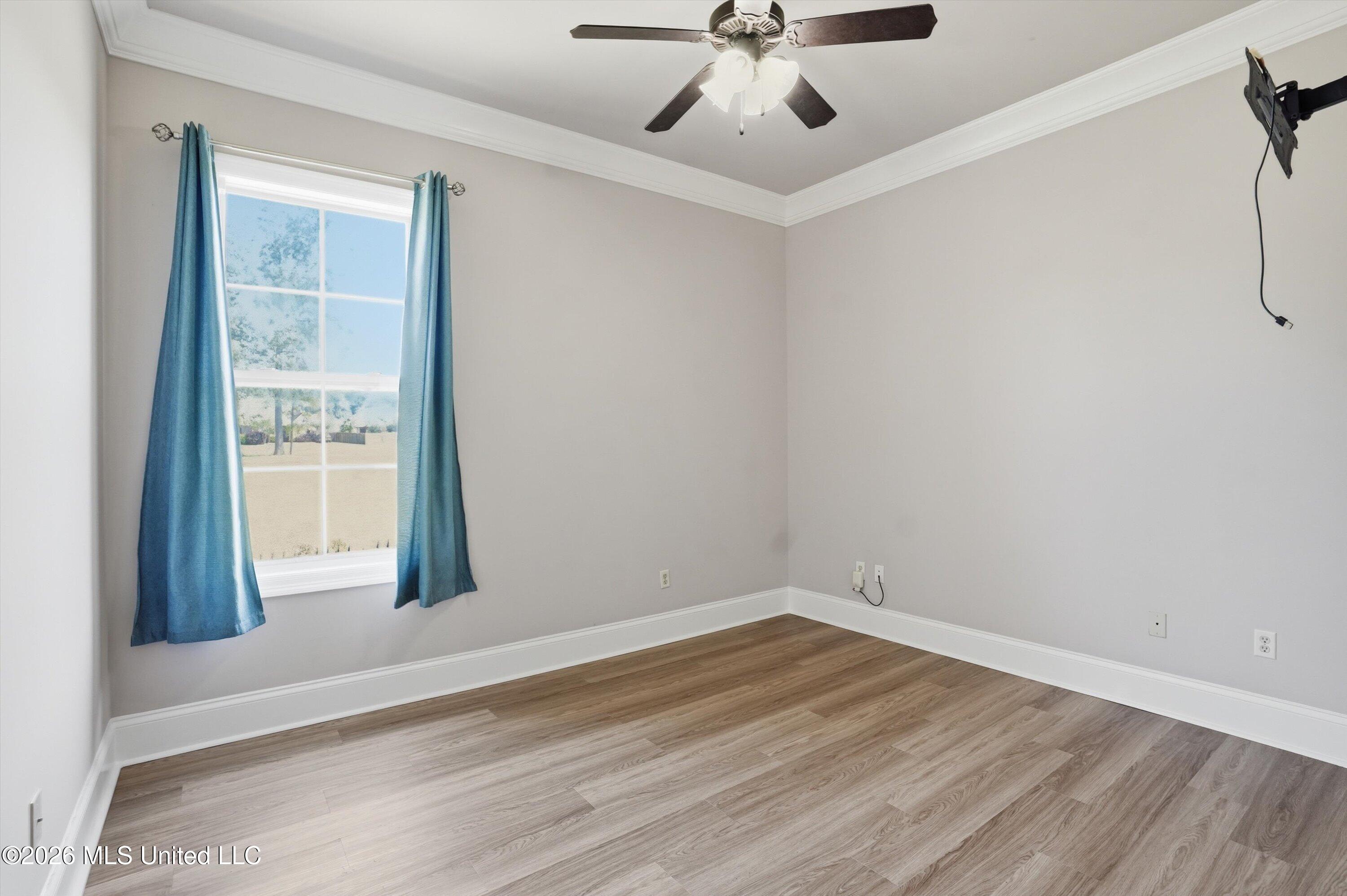 317 Gladeview Place Property Photo 27