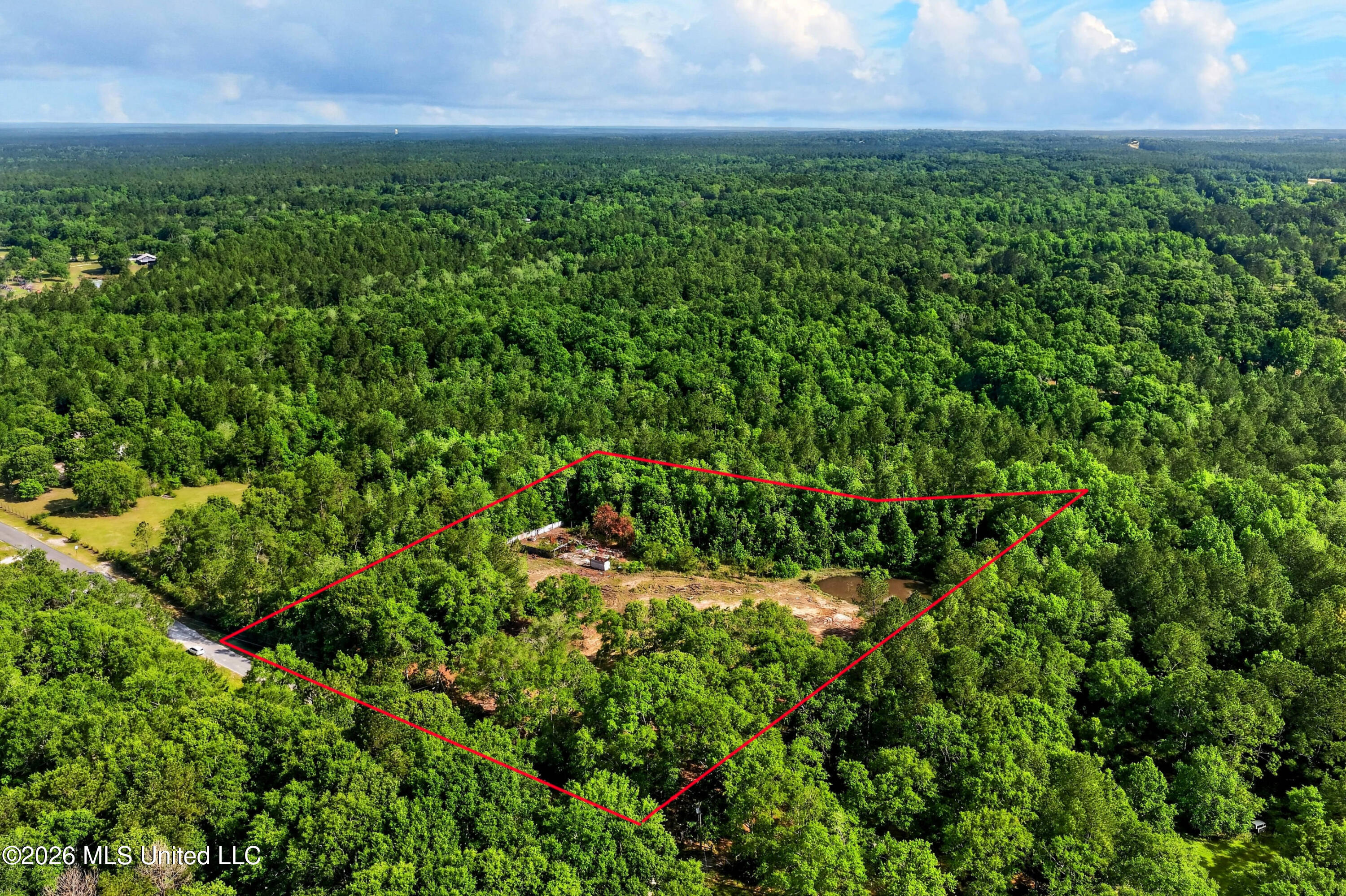 18164 Hudson Lane Property Photo 1