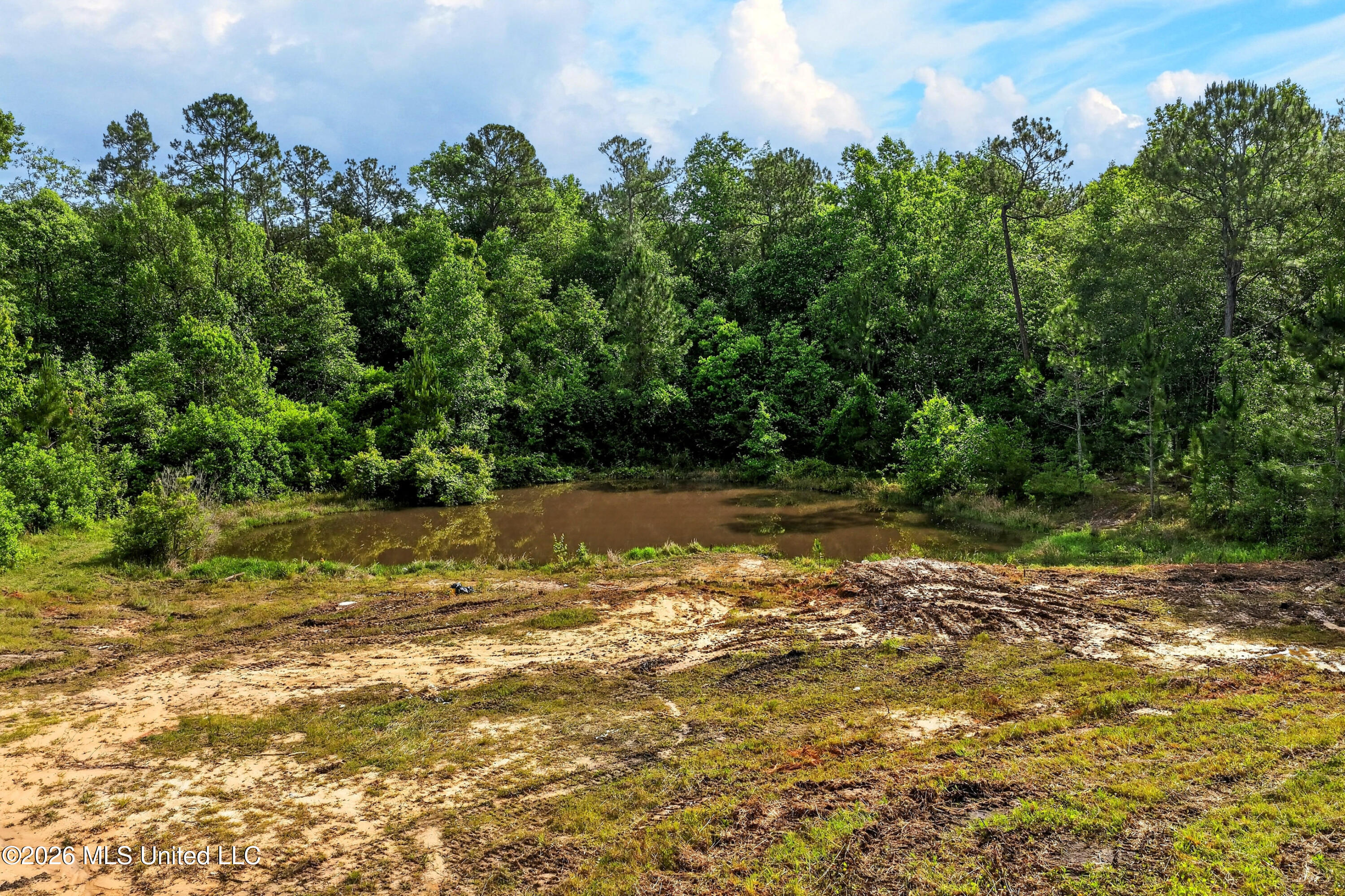 18164 Hudson Lane Property Photo 3