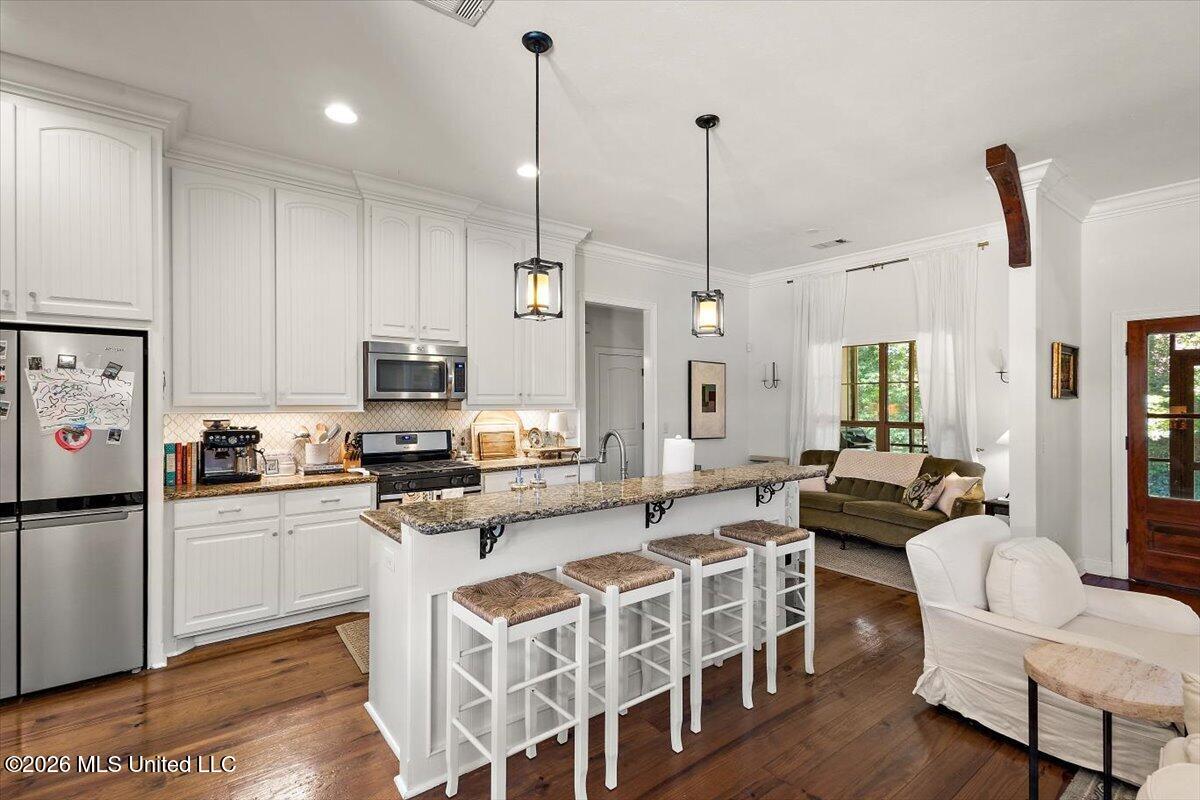 169 Westerly Place Property Photo 8