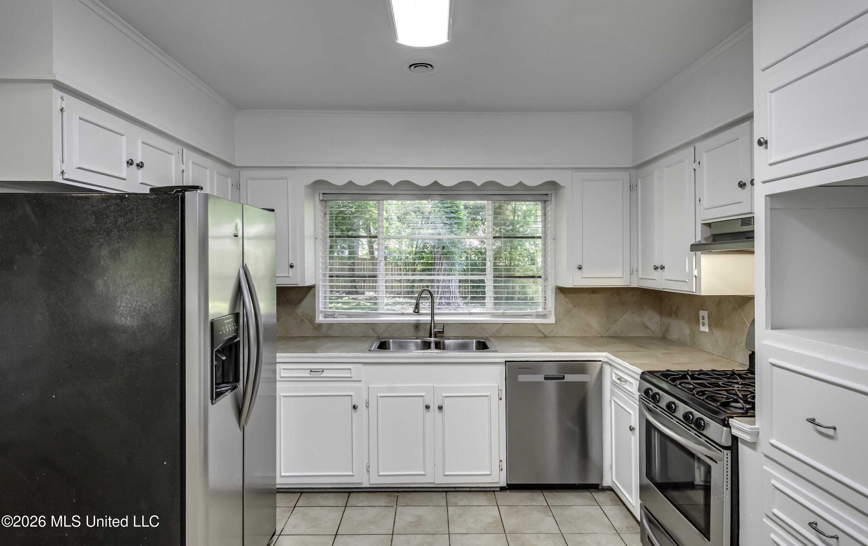 2051 Meadowbrook Road Property Photo 17