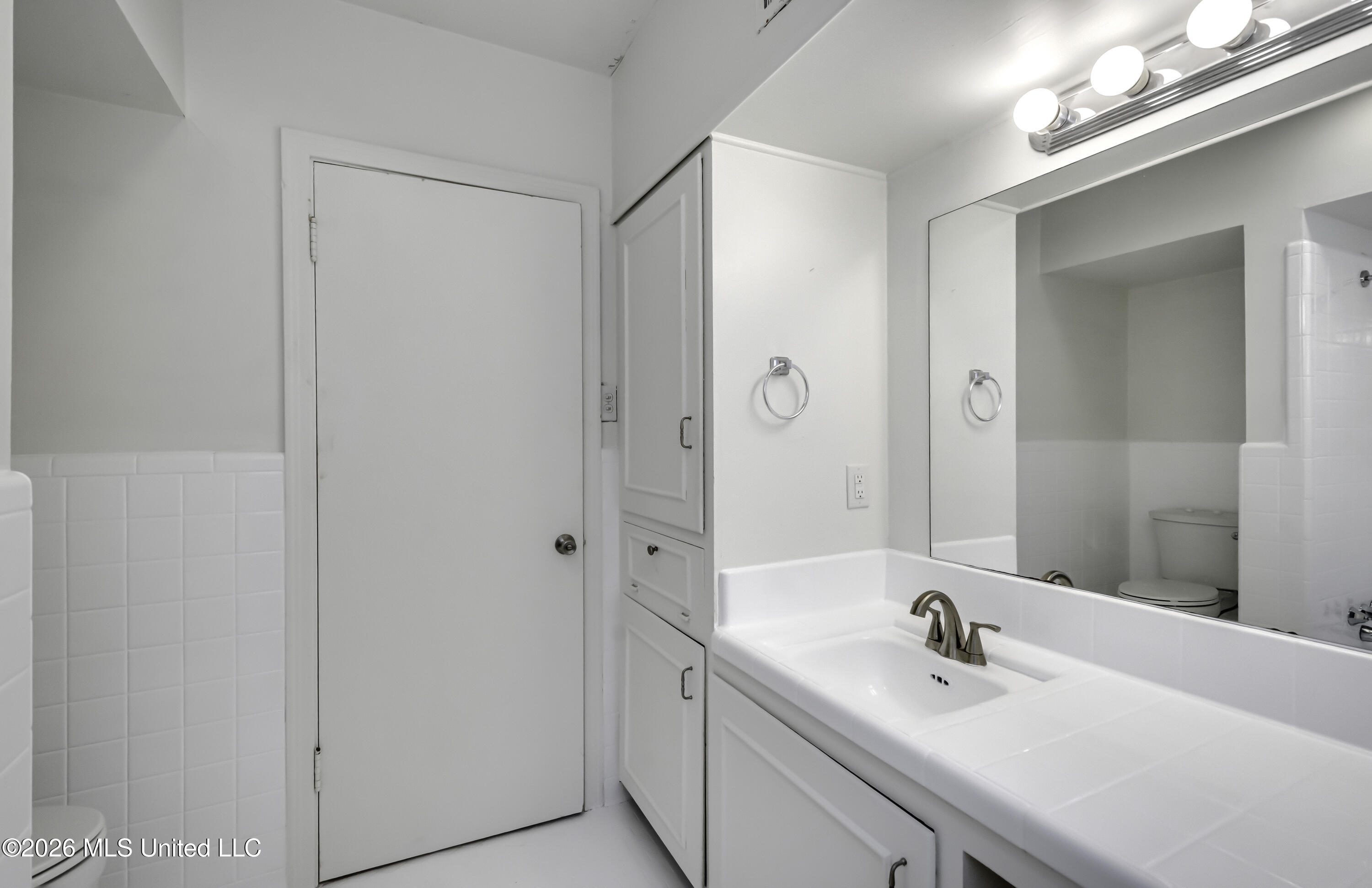 2051 Meadowbrook Road Property Photo 28