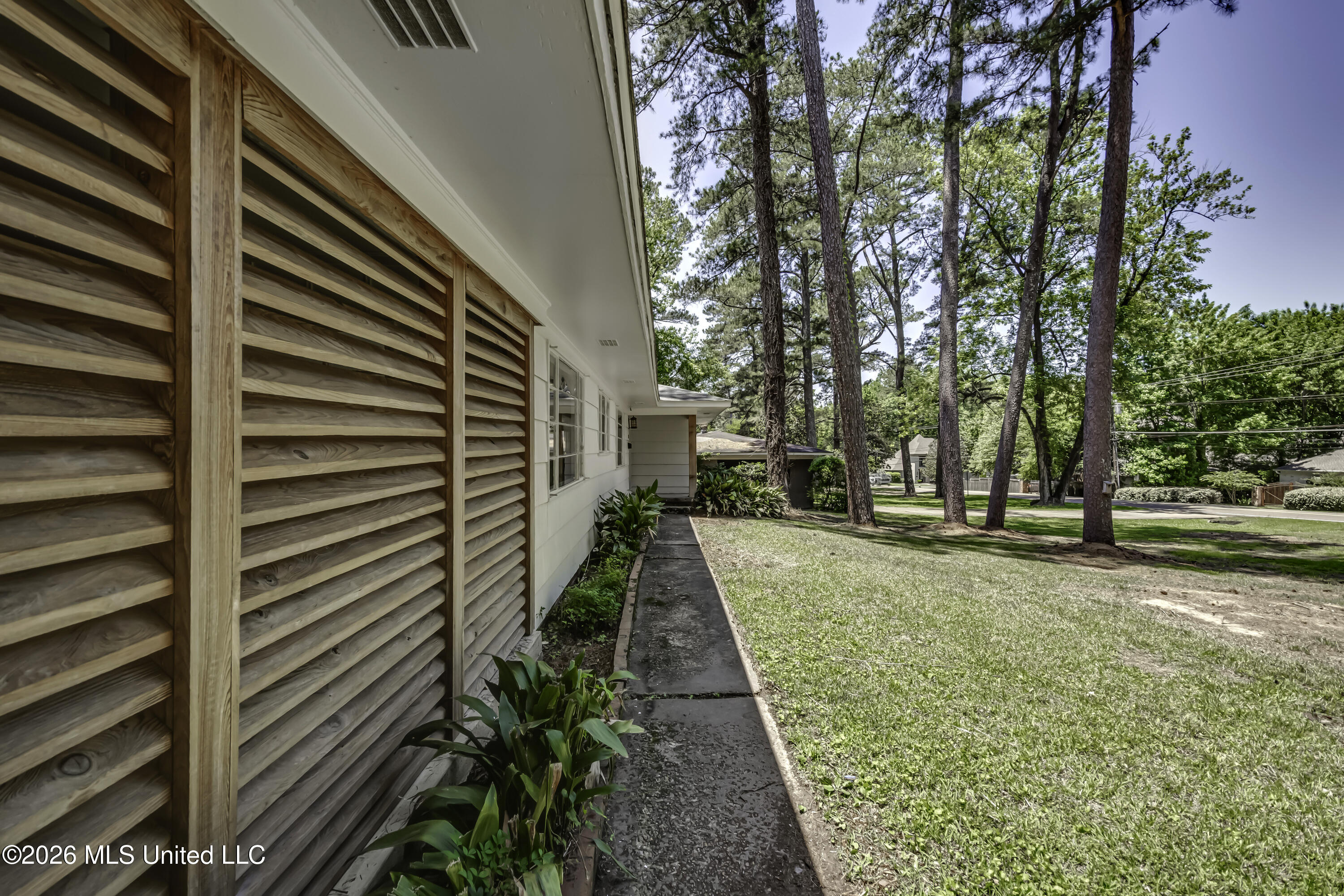 2051 Meadowbrook Road Property Photo 42