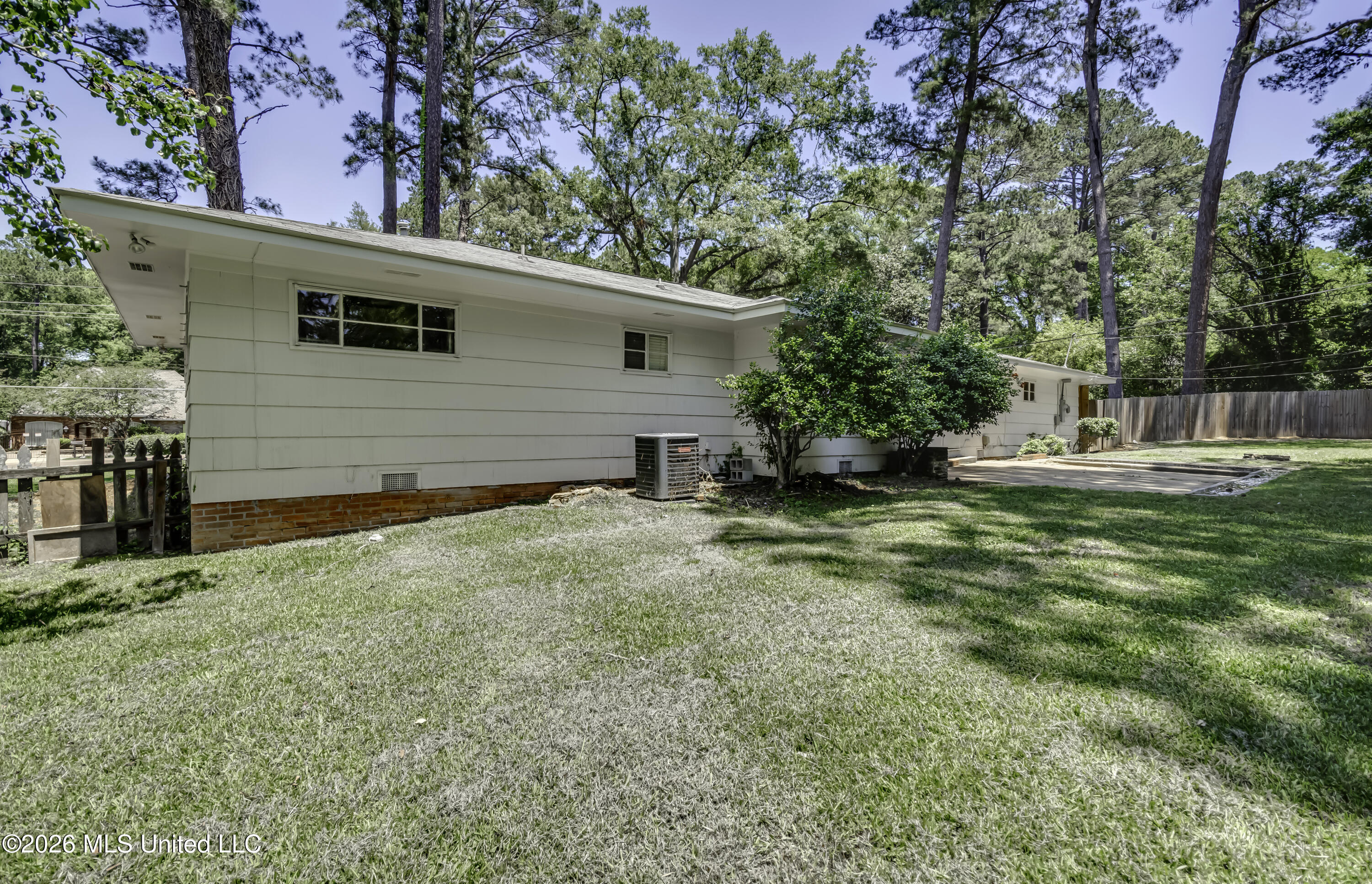 2051 Meadowbrook Road Property Photo 46