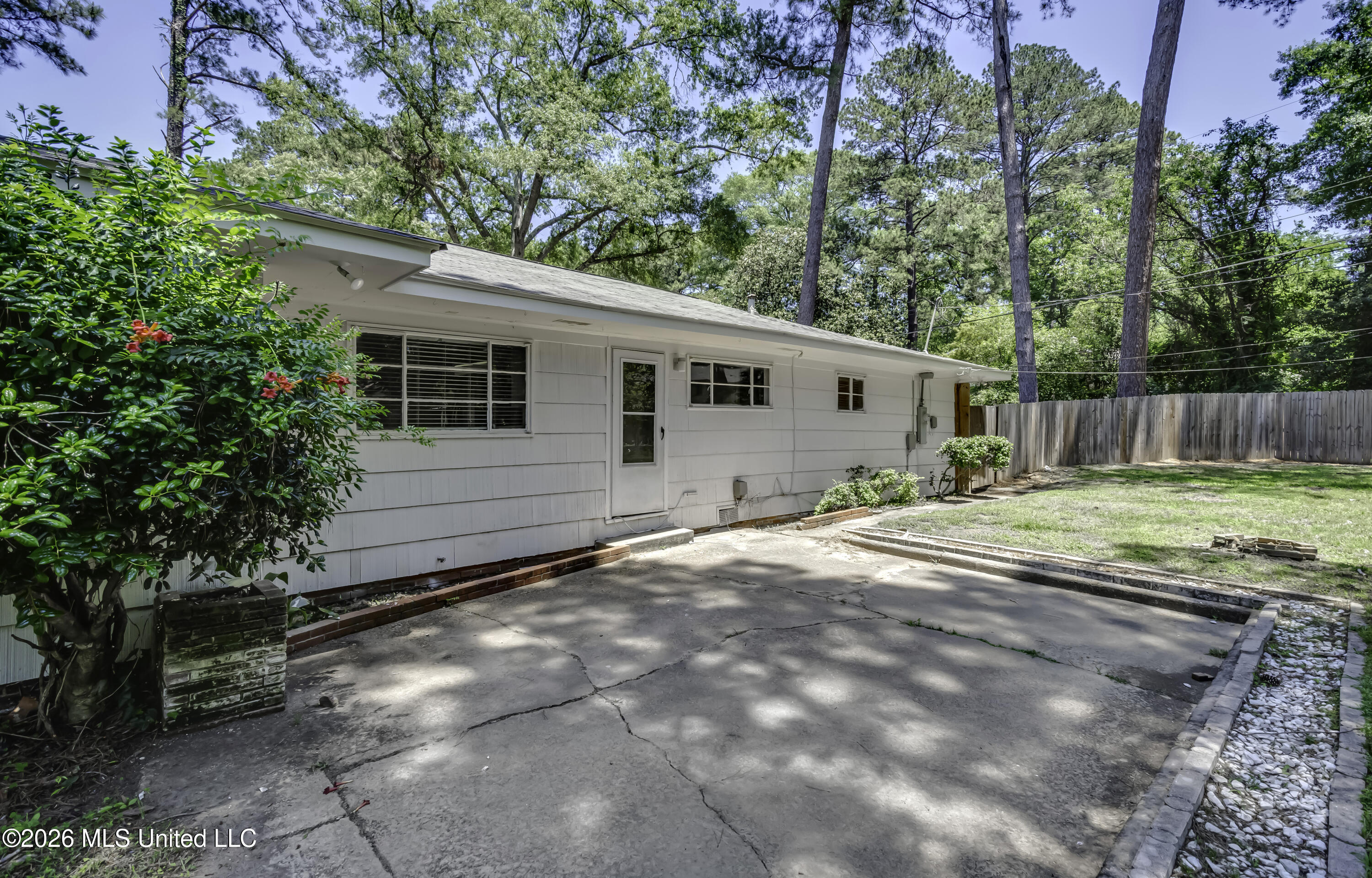 2051 Meadowbrook Road Property Photo 48