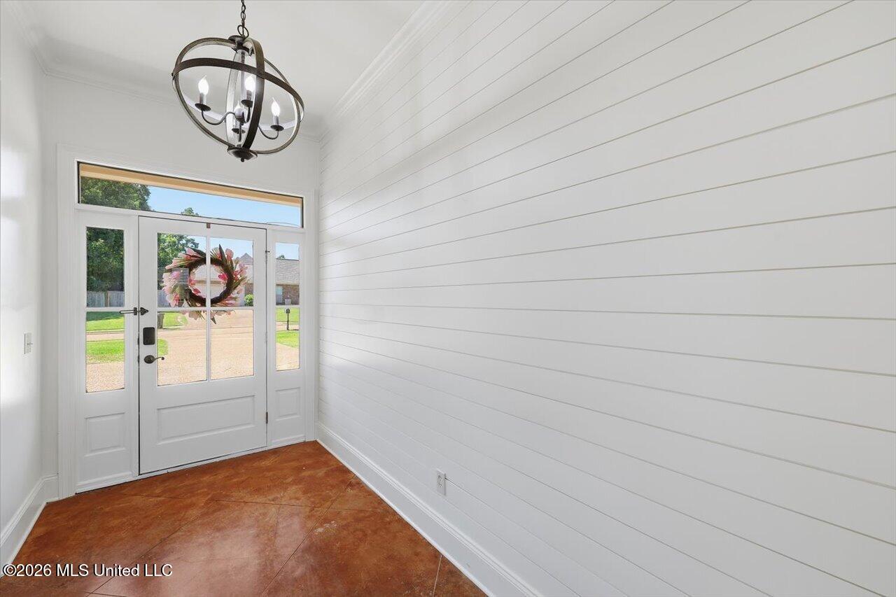 110 Covey Run Property Photo 5