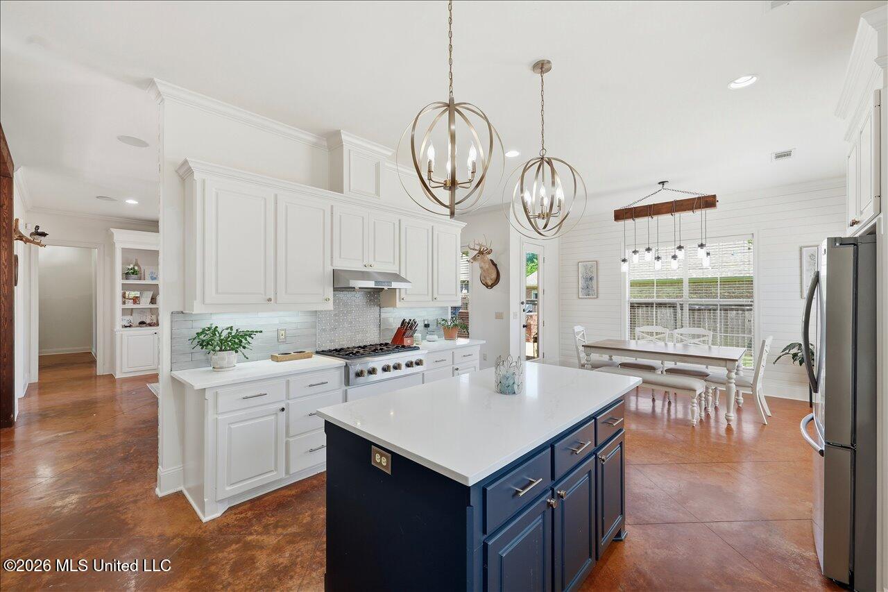 110 Covey Run Property Photo 11