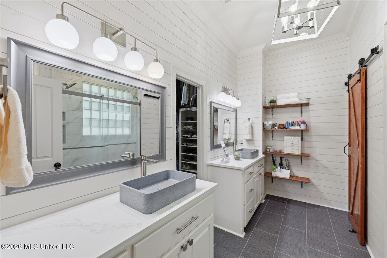 110 Covey Run Property Photo 25