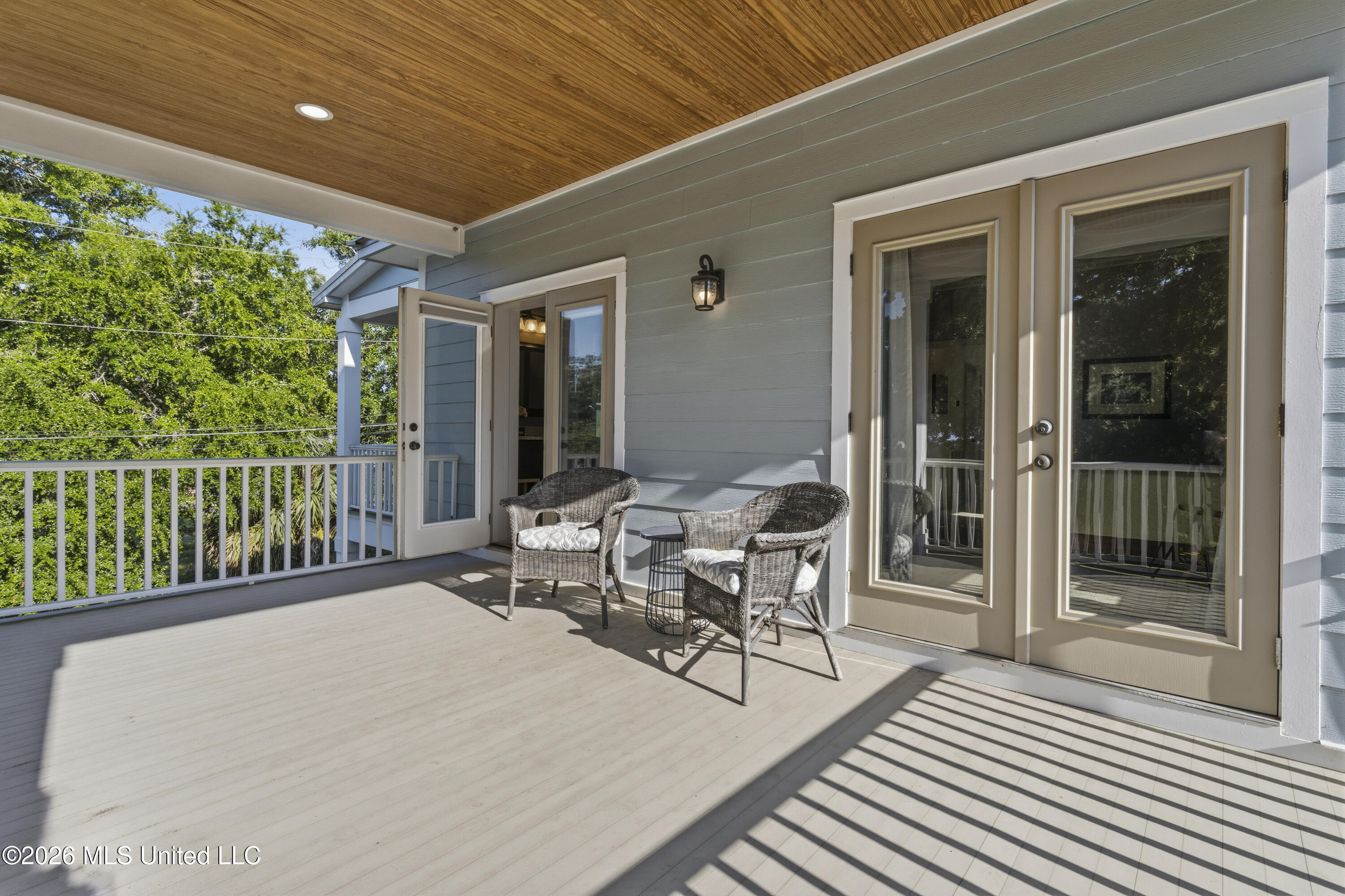631 2nd Street Property Photo 32