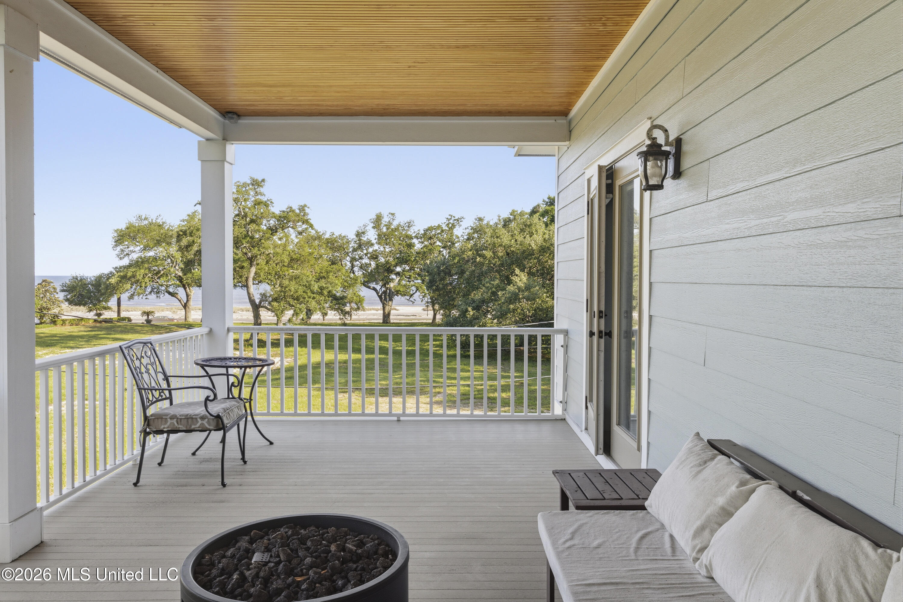 631 2nd Street Property Photo 42
