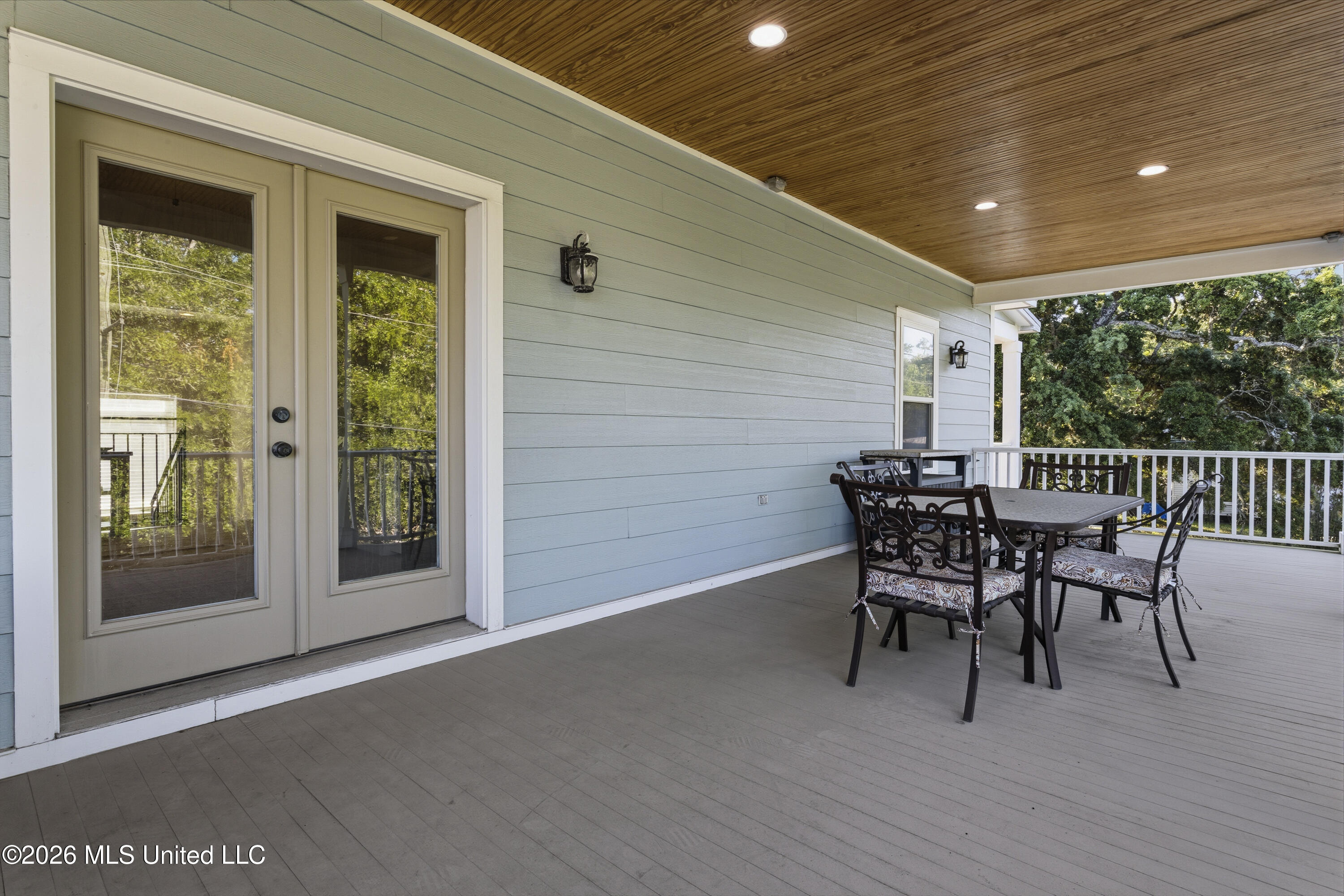 631 2nd Street Property Photo 44