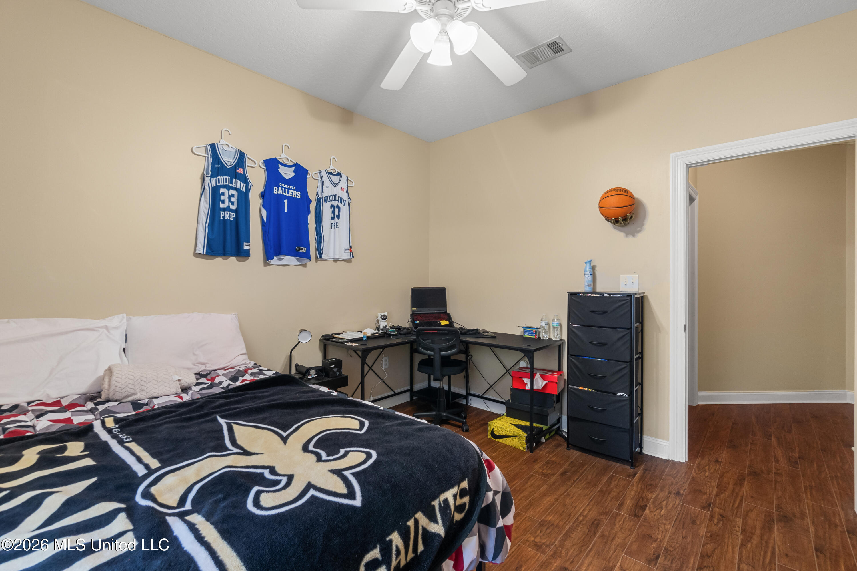 67 Woodside Property Photo 33