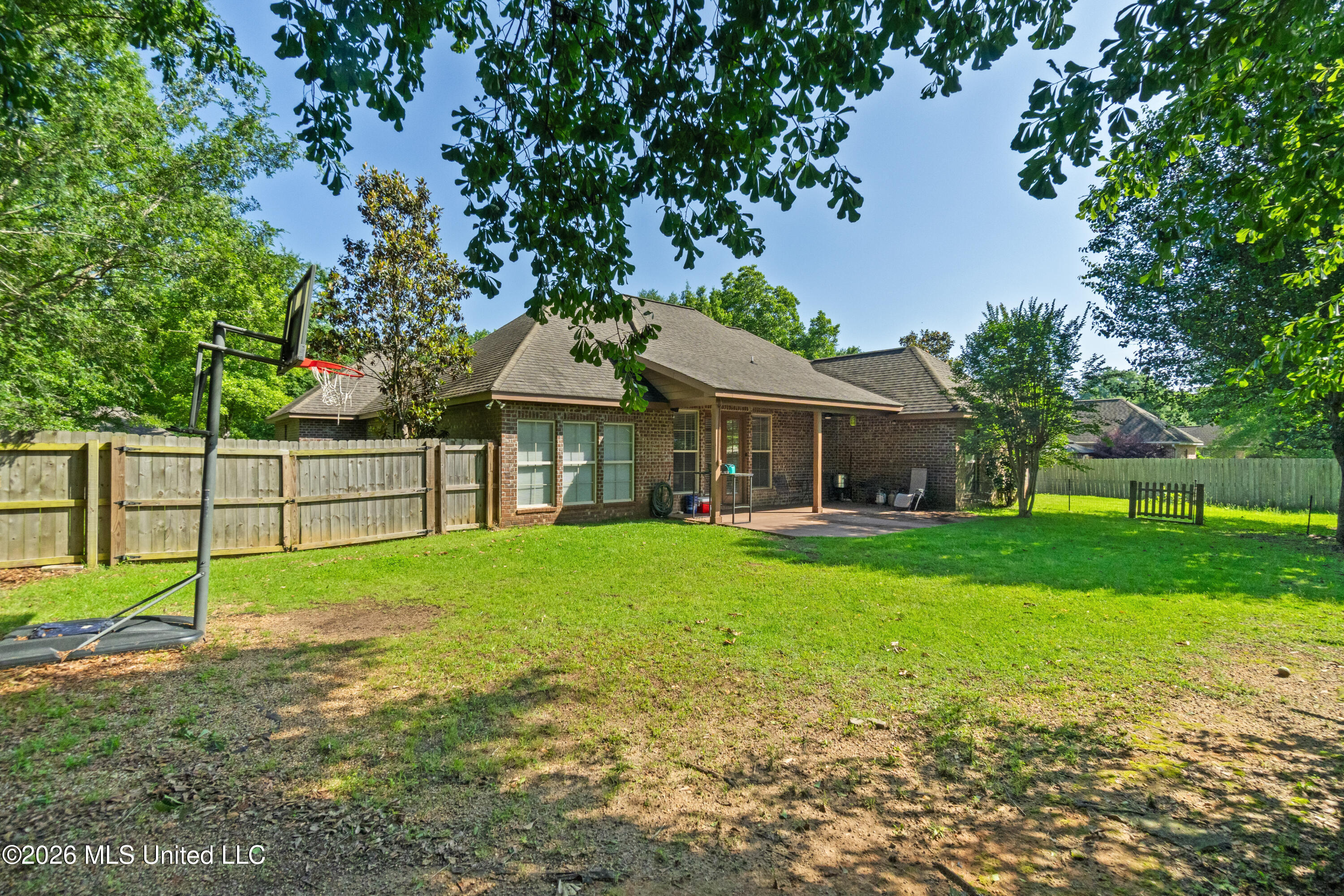 67 Woodside Property Photo 38
