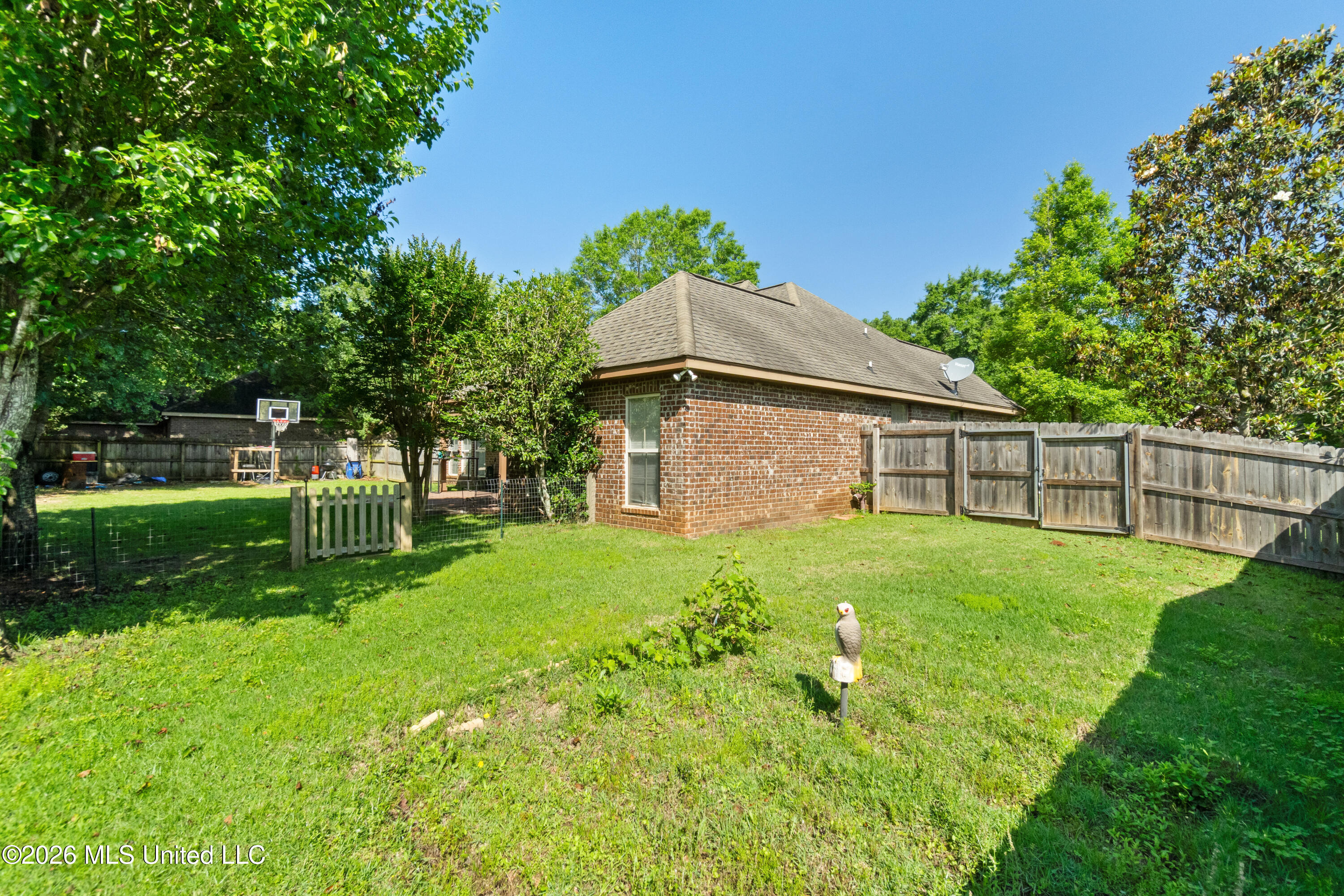 67 Woodside Property Photo 40