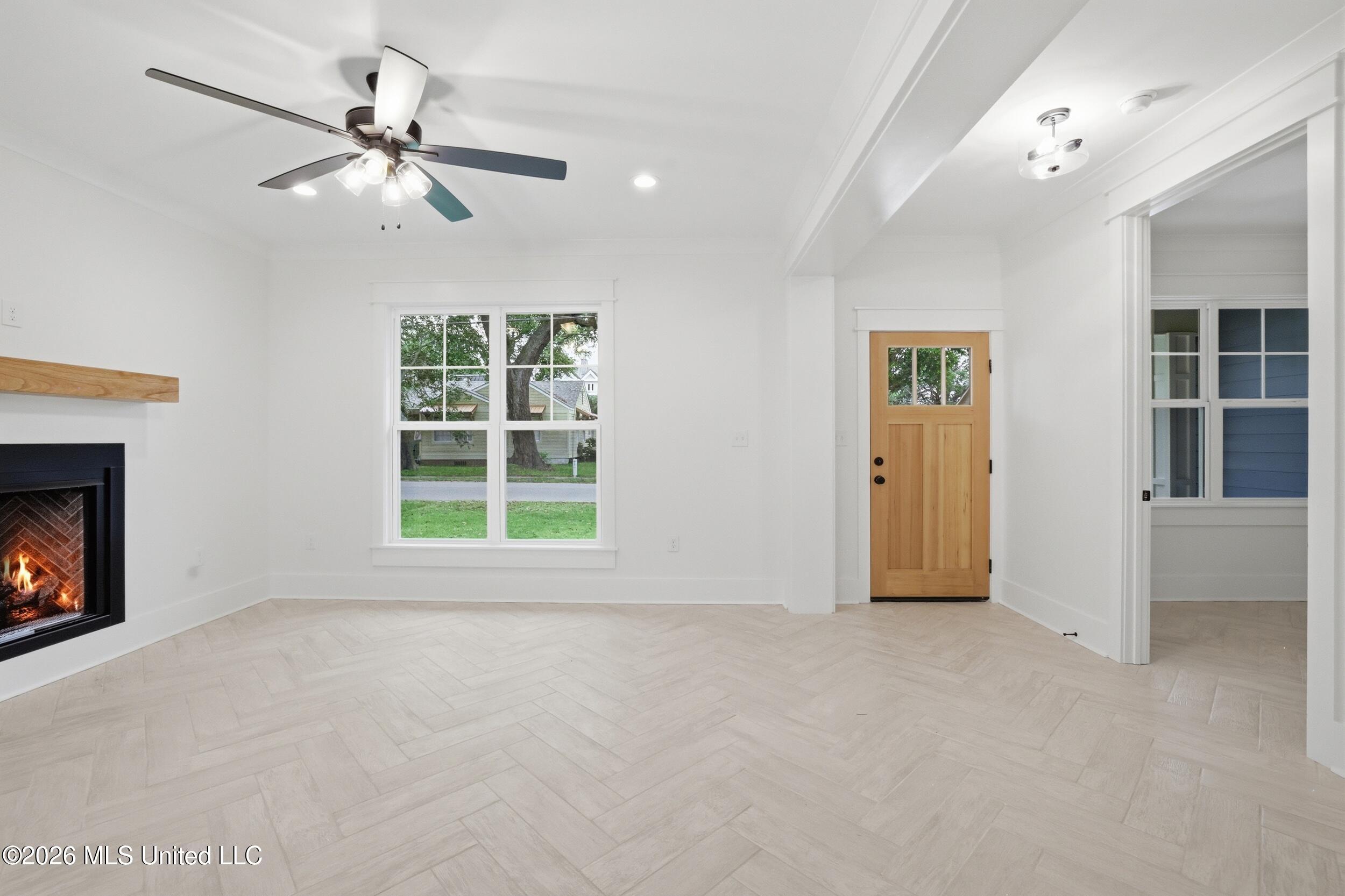 133 Iberville Drive Property Photo 8
