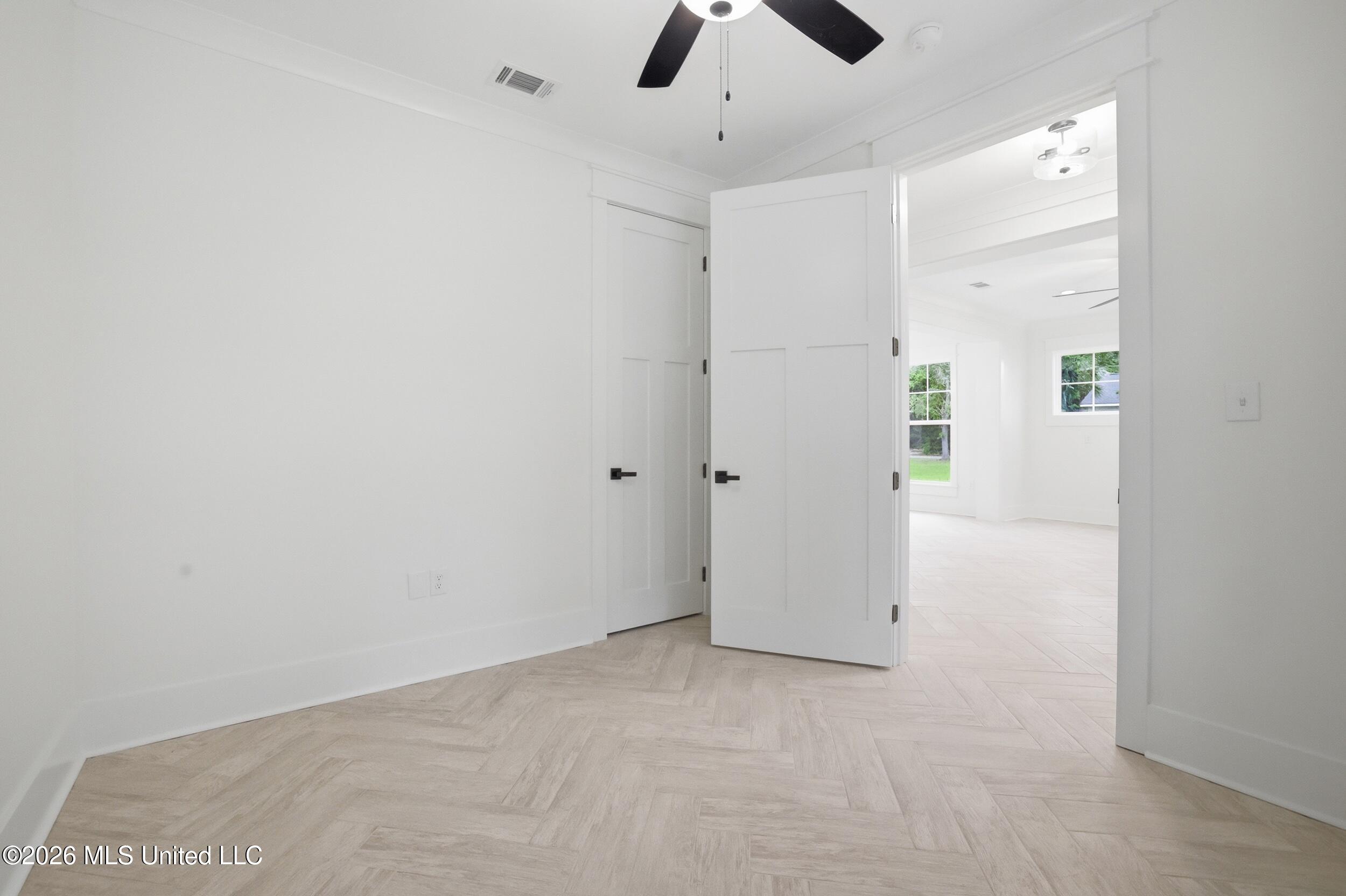133 Iberville Drive Property Photo 27