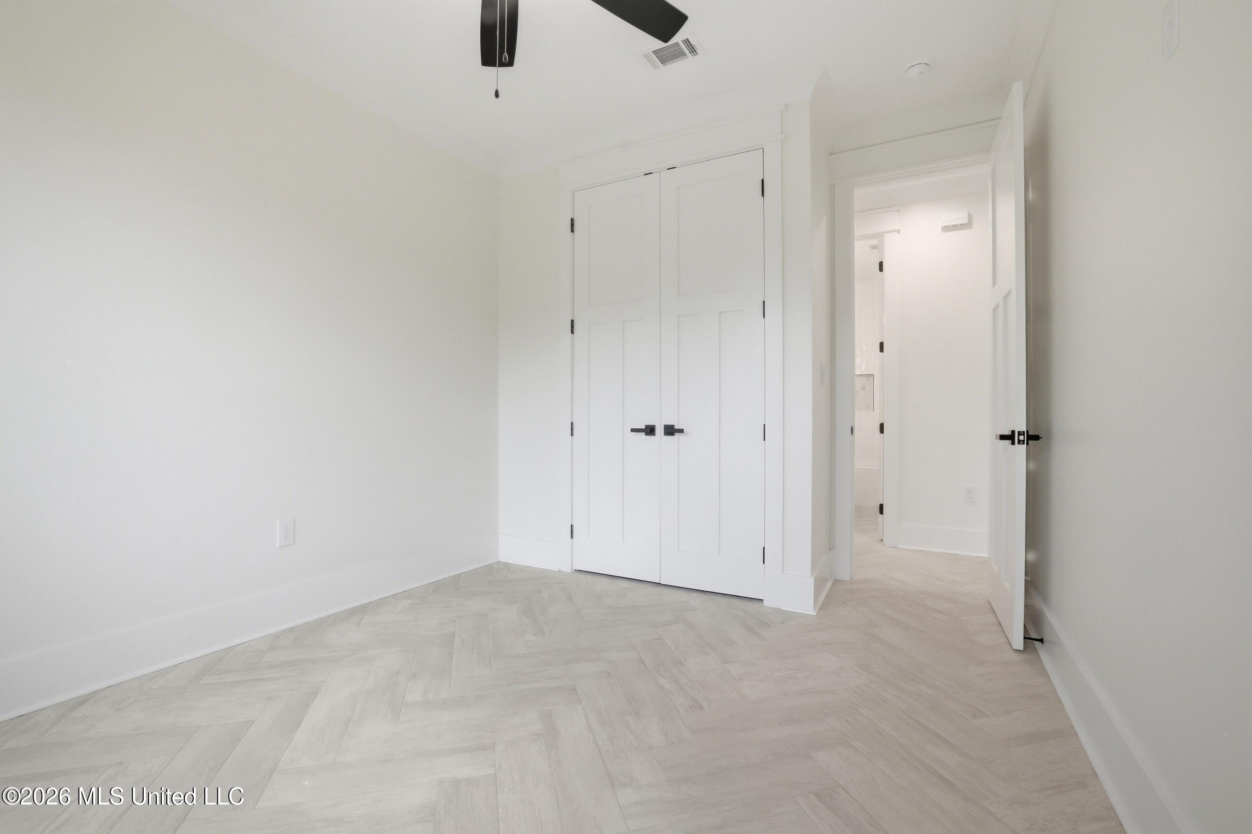133 Iberville Drive Property Photo 28