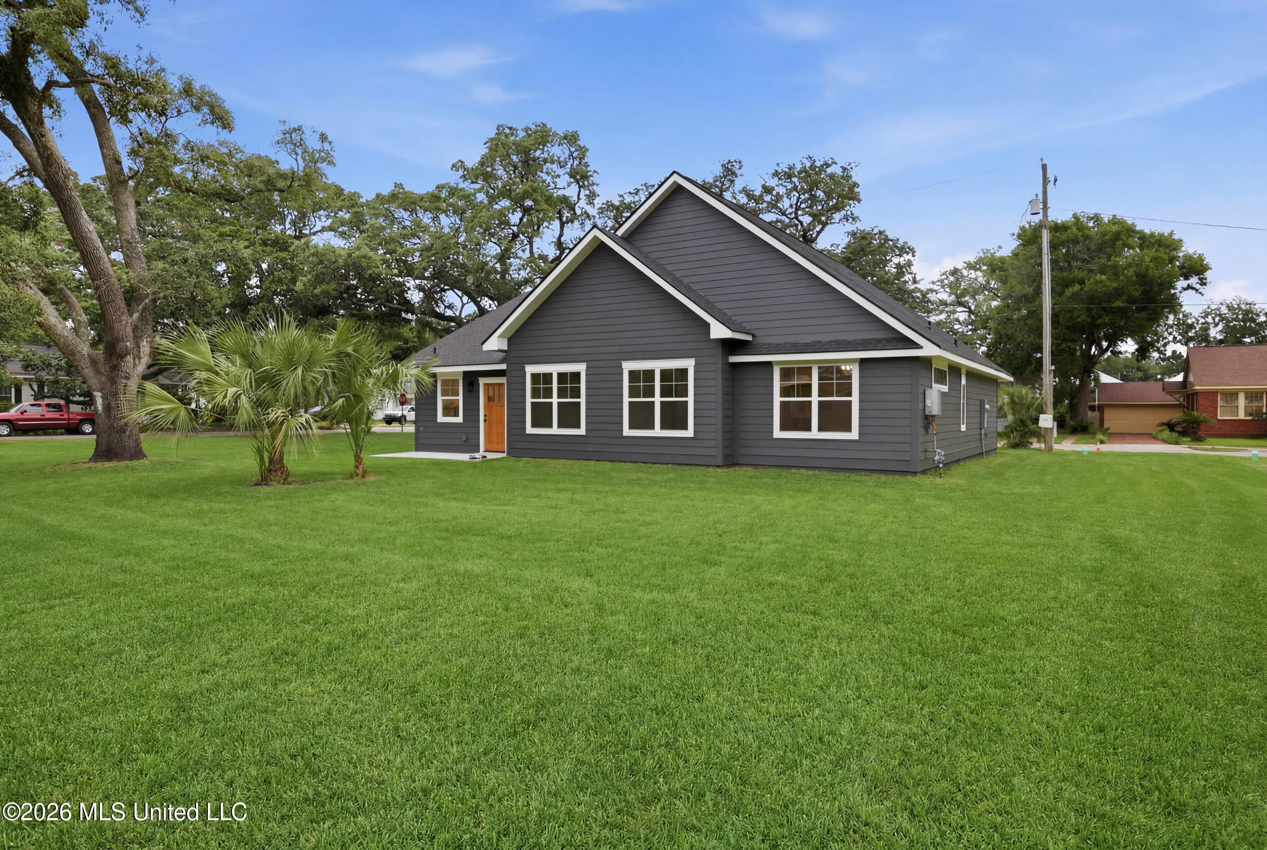 133 Iberville Drive Property Photo 41
