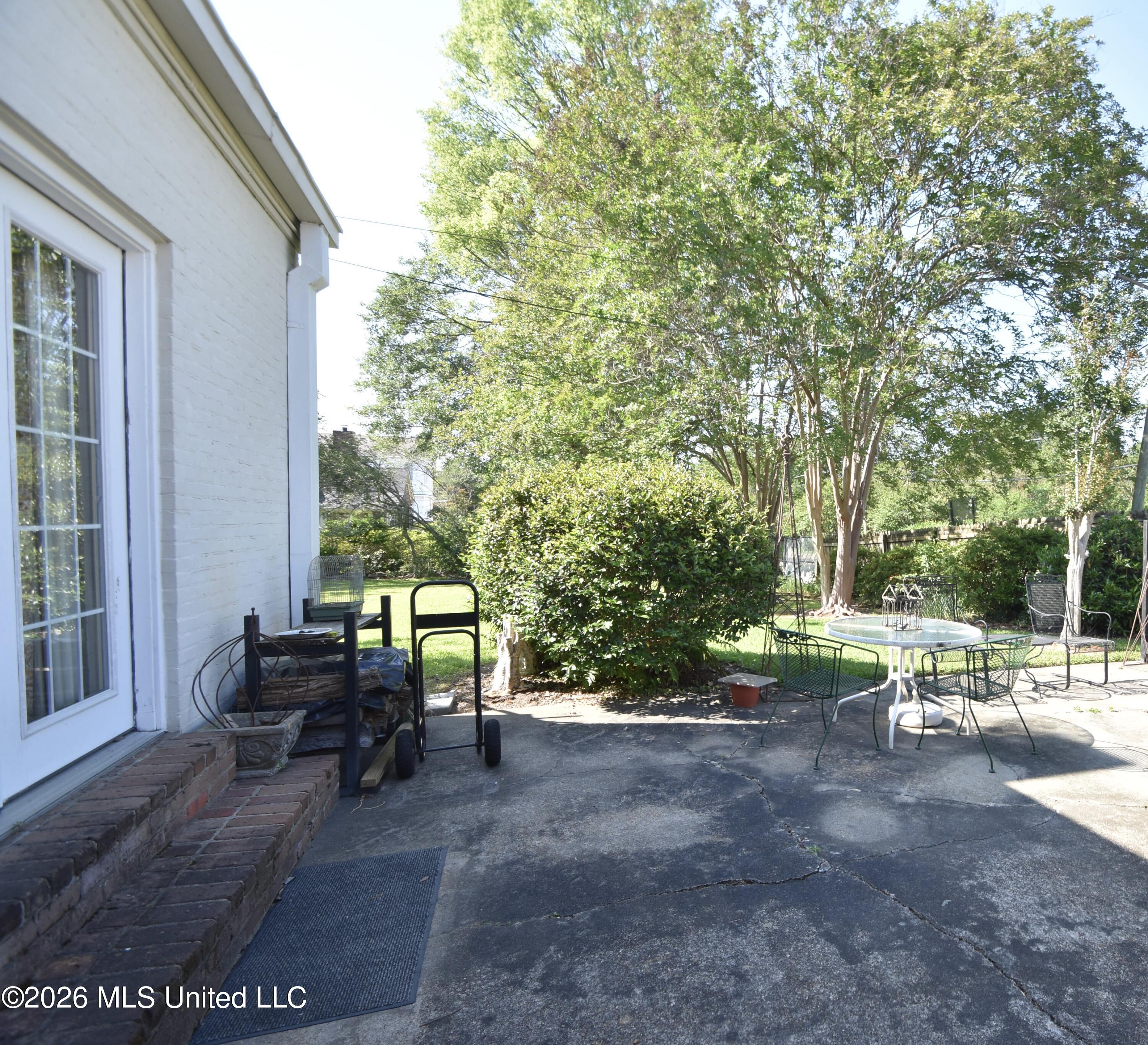 204 Grand Boulevard Property Photo 16