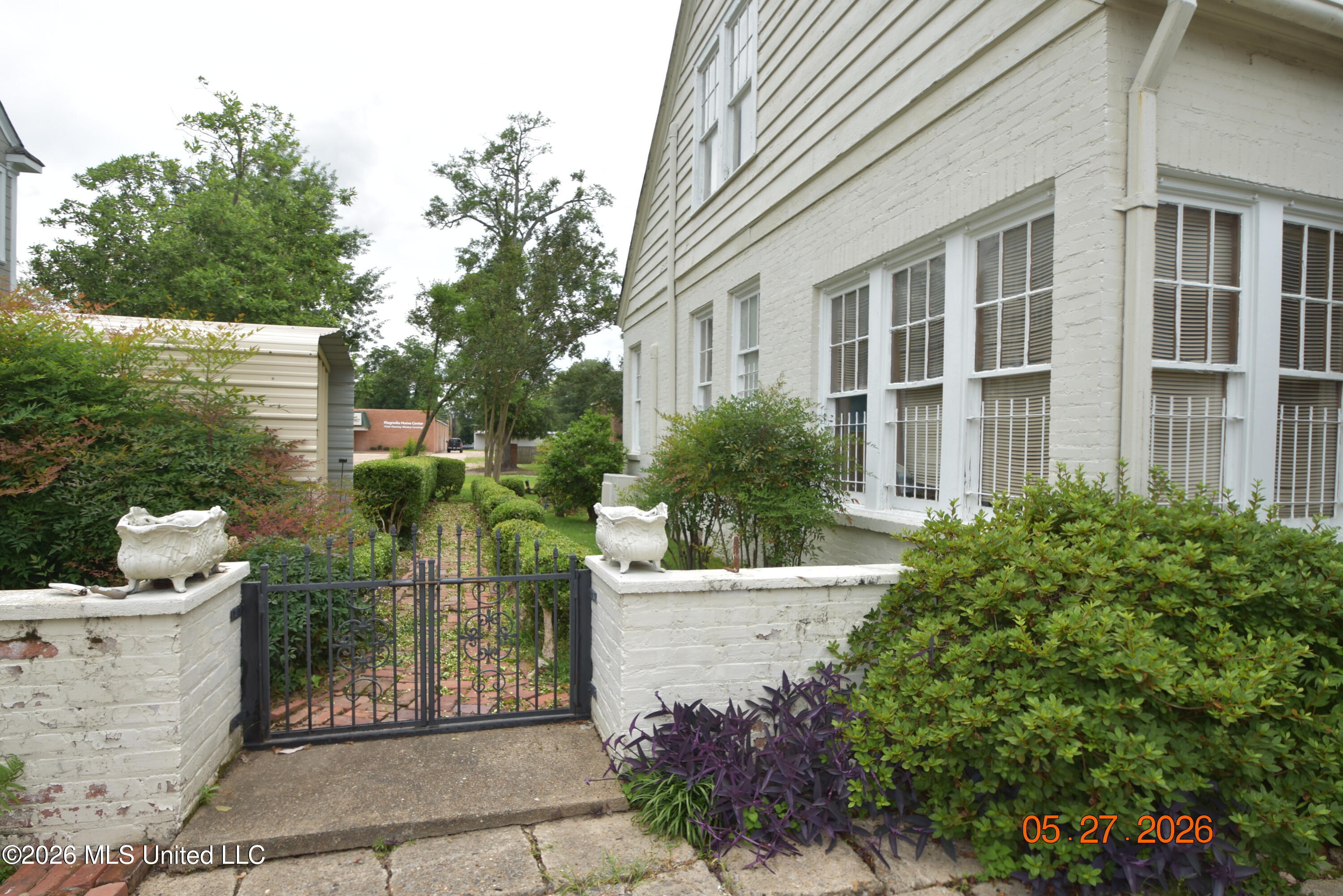 204 Grand Boulevard Property Photo 29