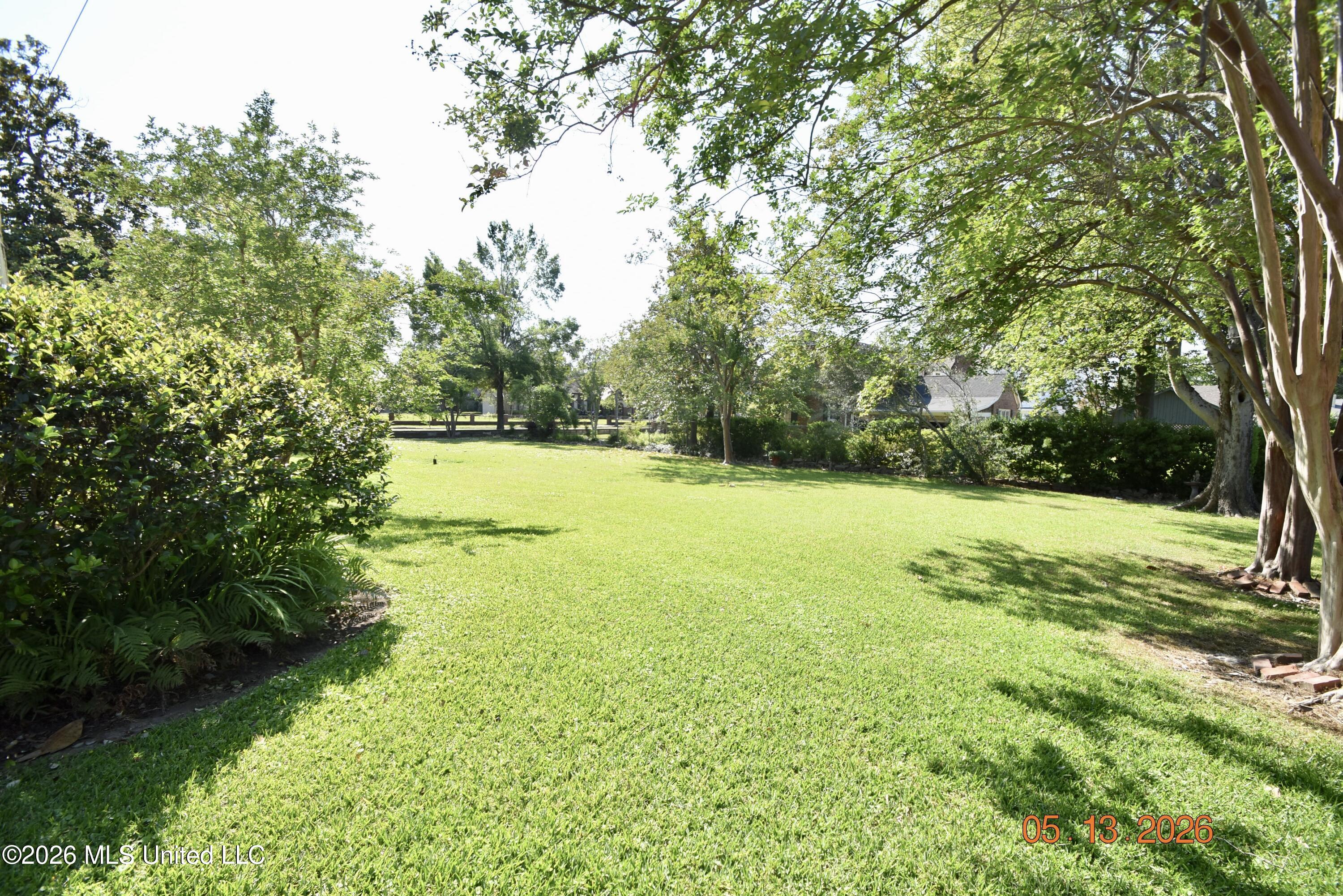 204 Grand Boulevard Property Photo 32