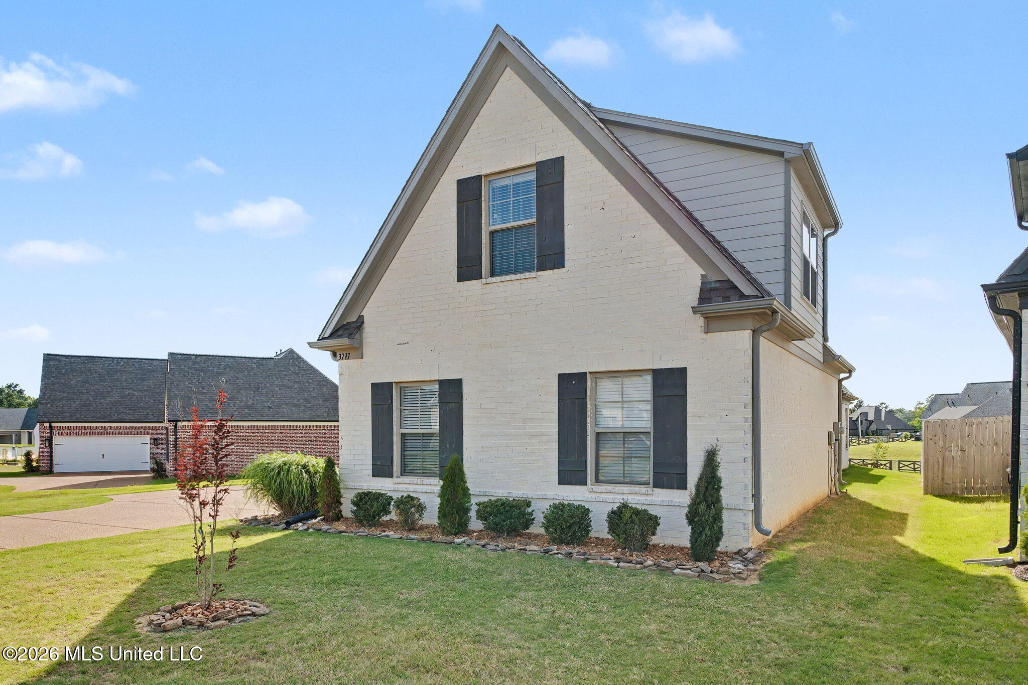 3797 Roland Drive Property Photo 8