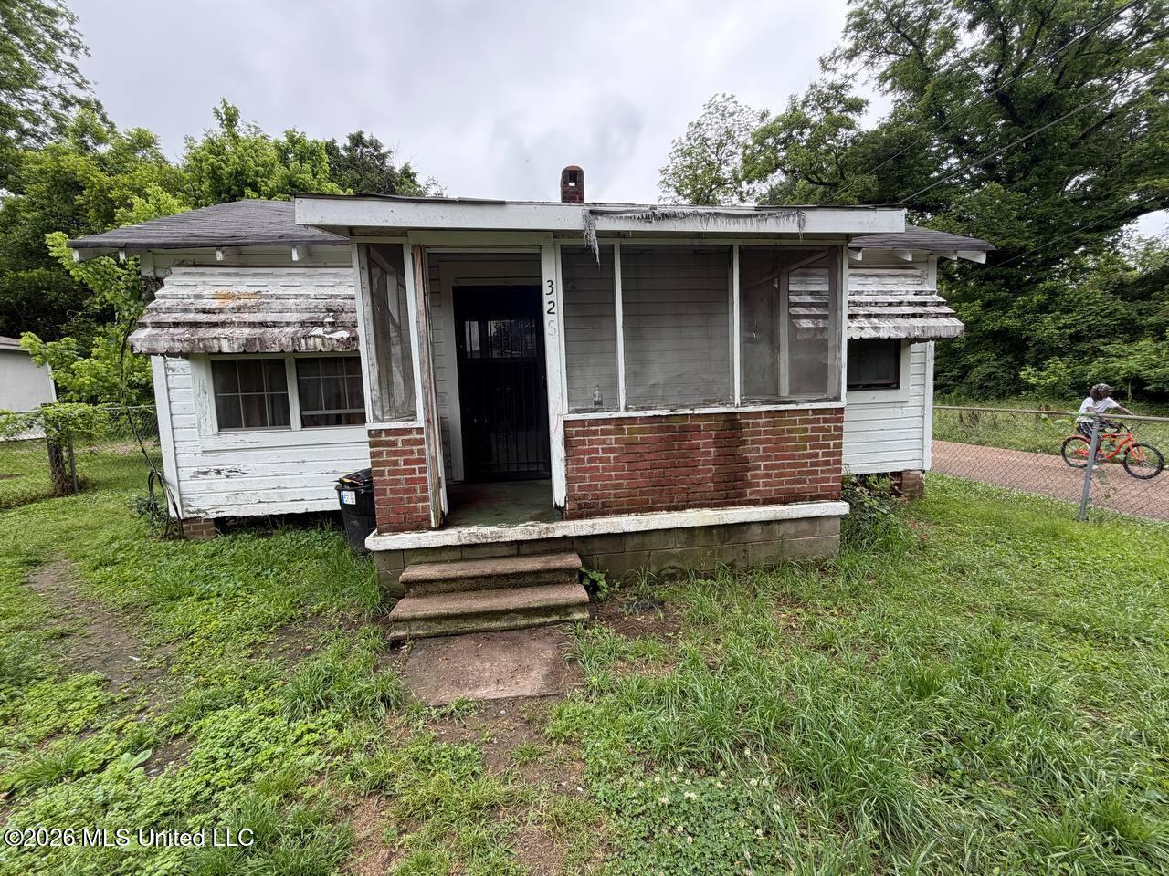325 Belview Avenue Property Photo 3