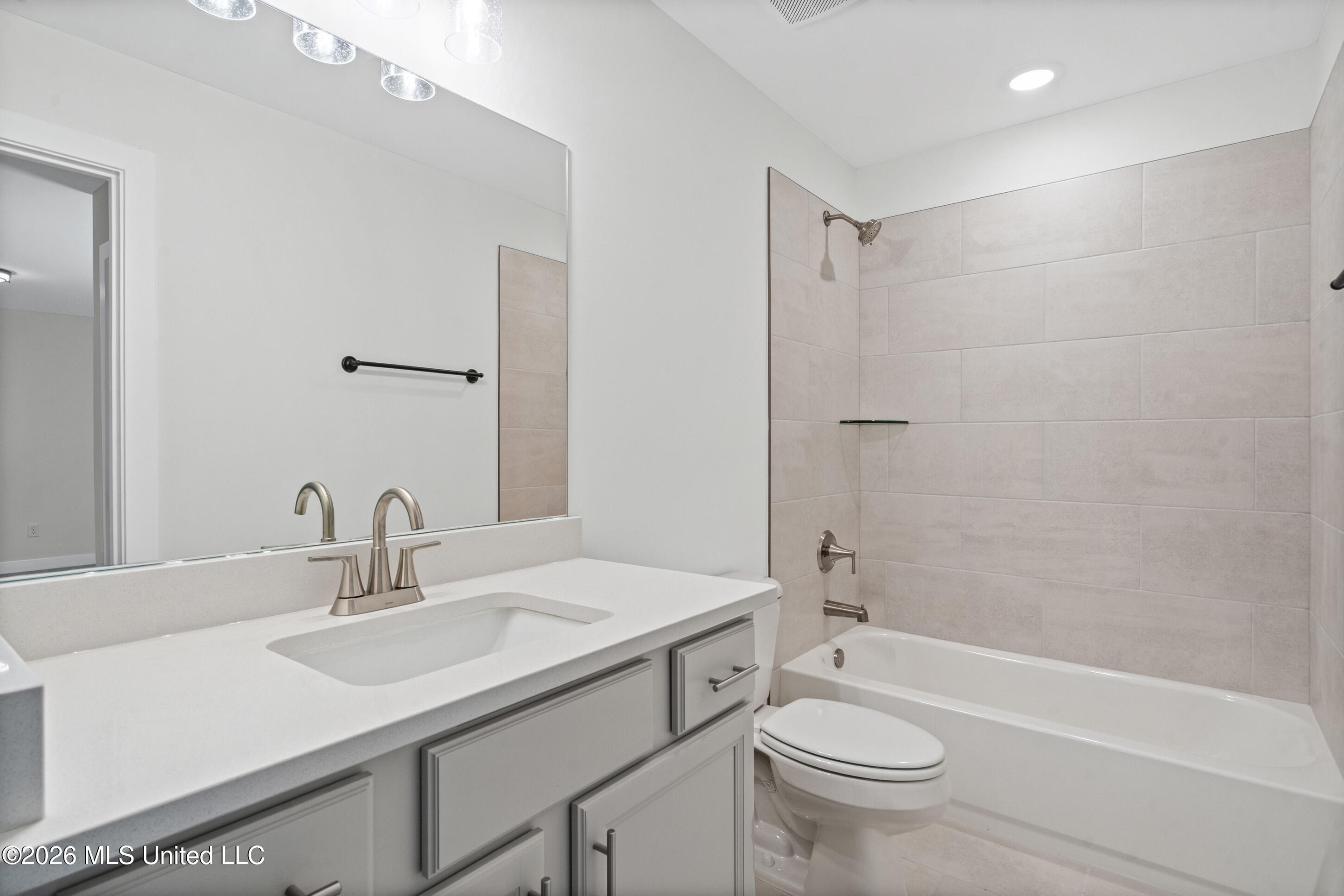 9810 Cypress Ldg Cove Property Photo 31