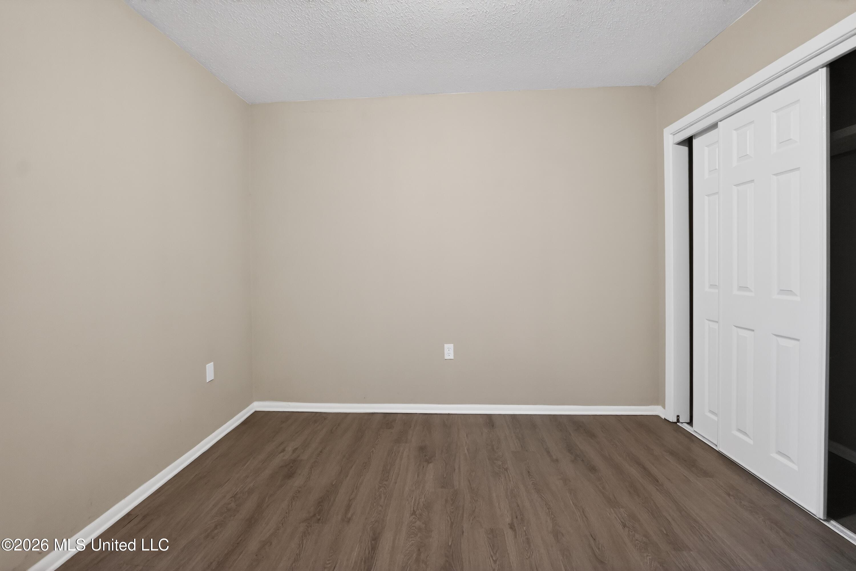 620 Queen Circle Property Photo 32