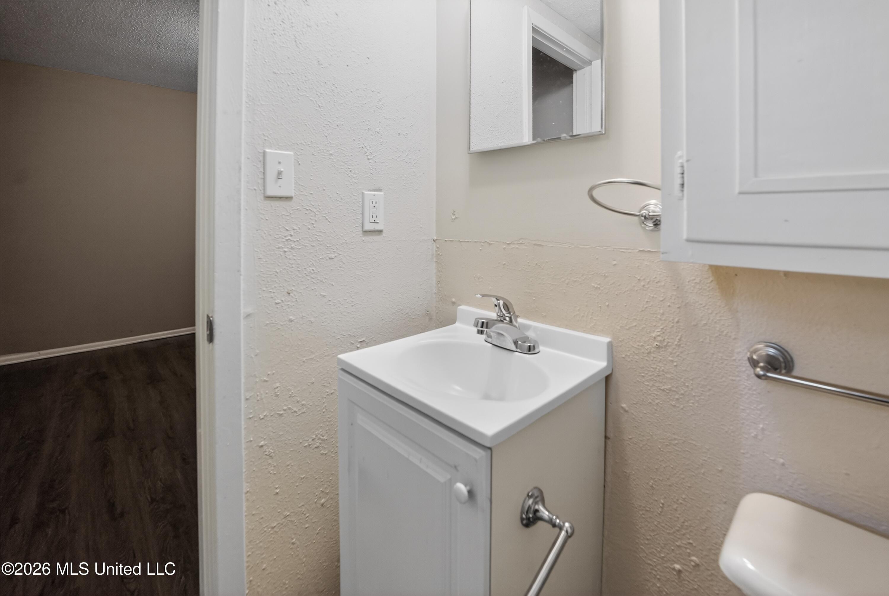620 Queen Circle Property Photo 38