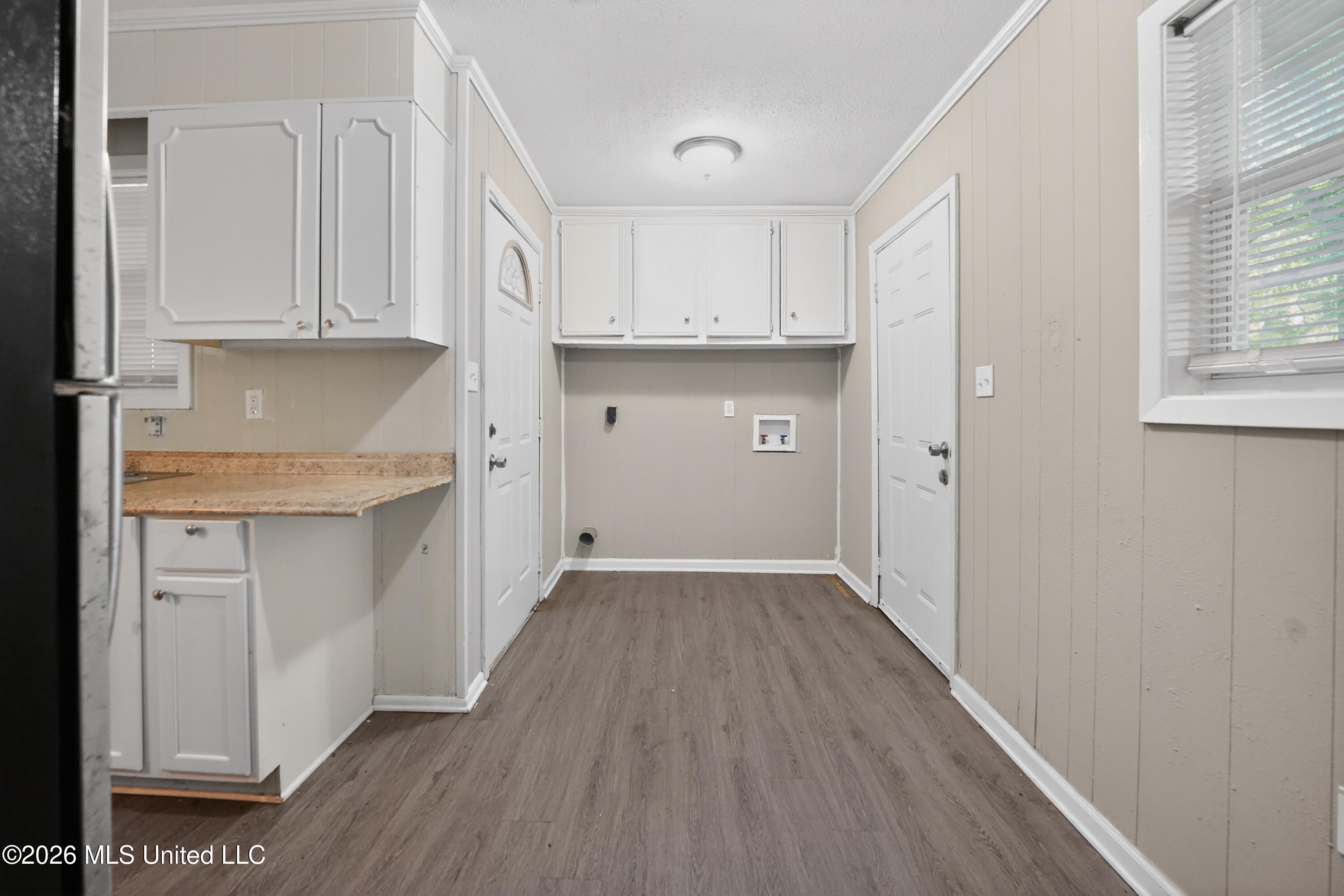 620 Queen Circle Property Photo 43