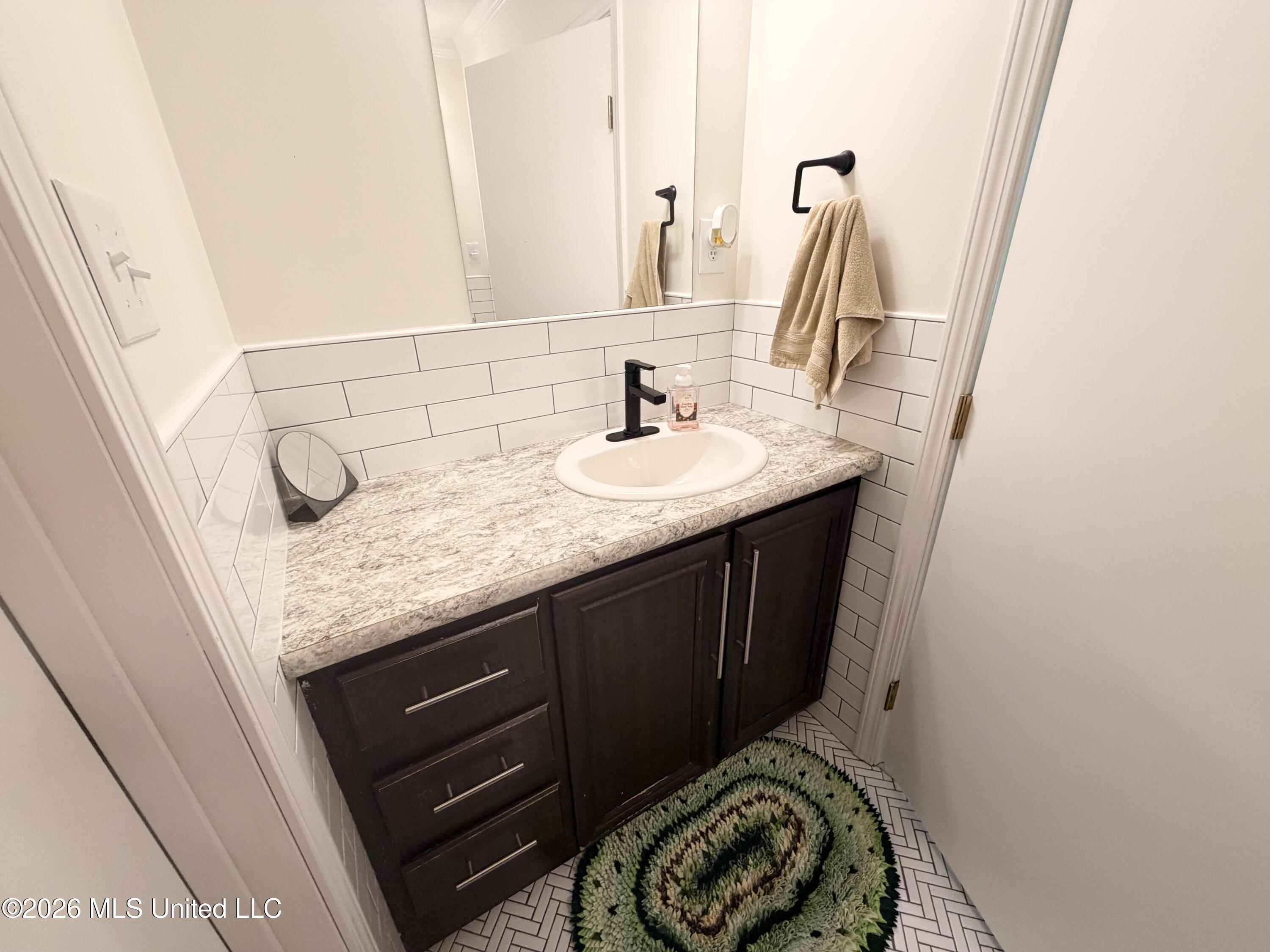 1160 Haney Road Property Photo 22