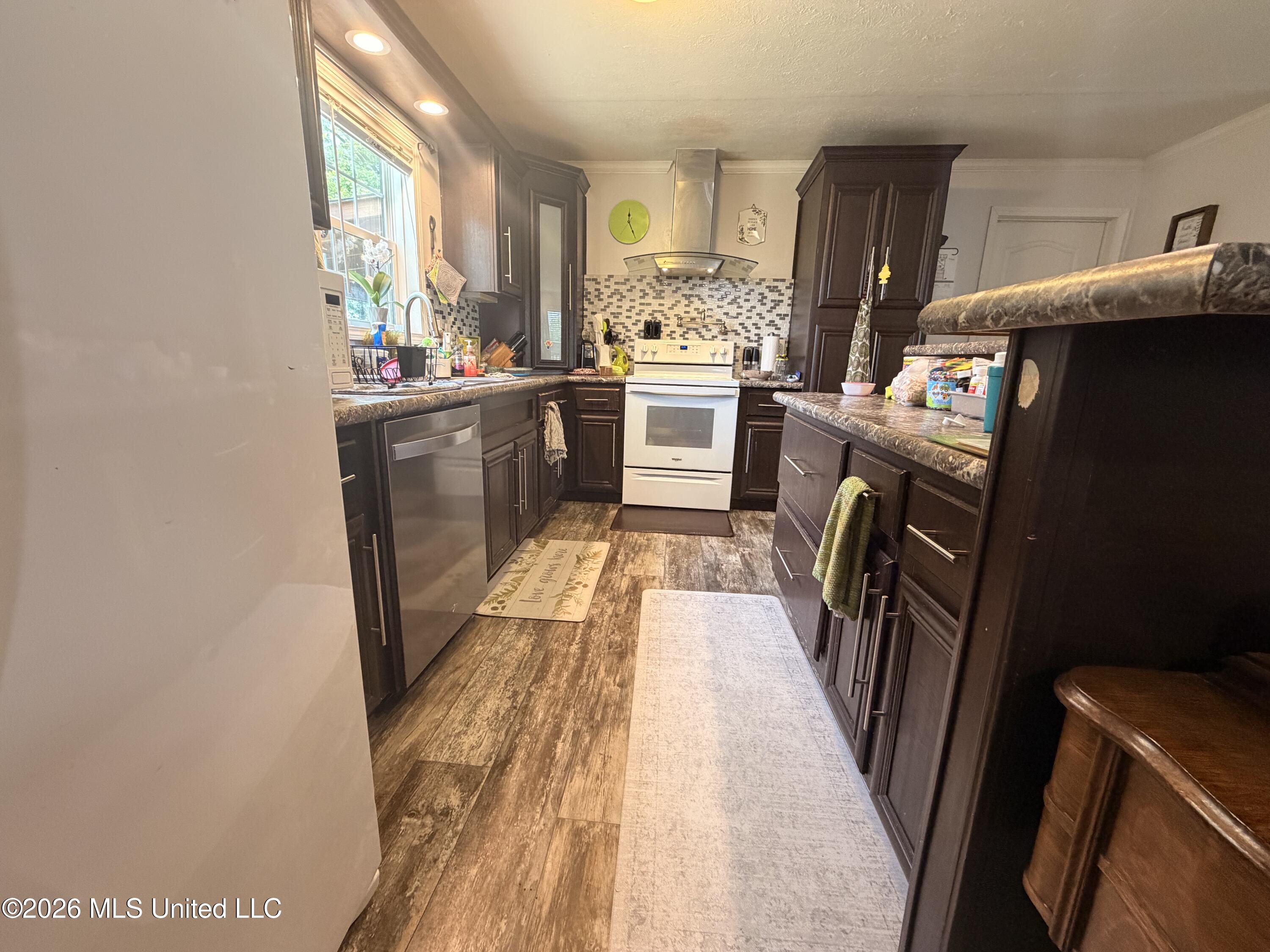1160 Haney Road Property Photo 29