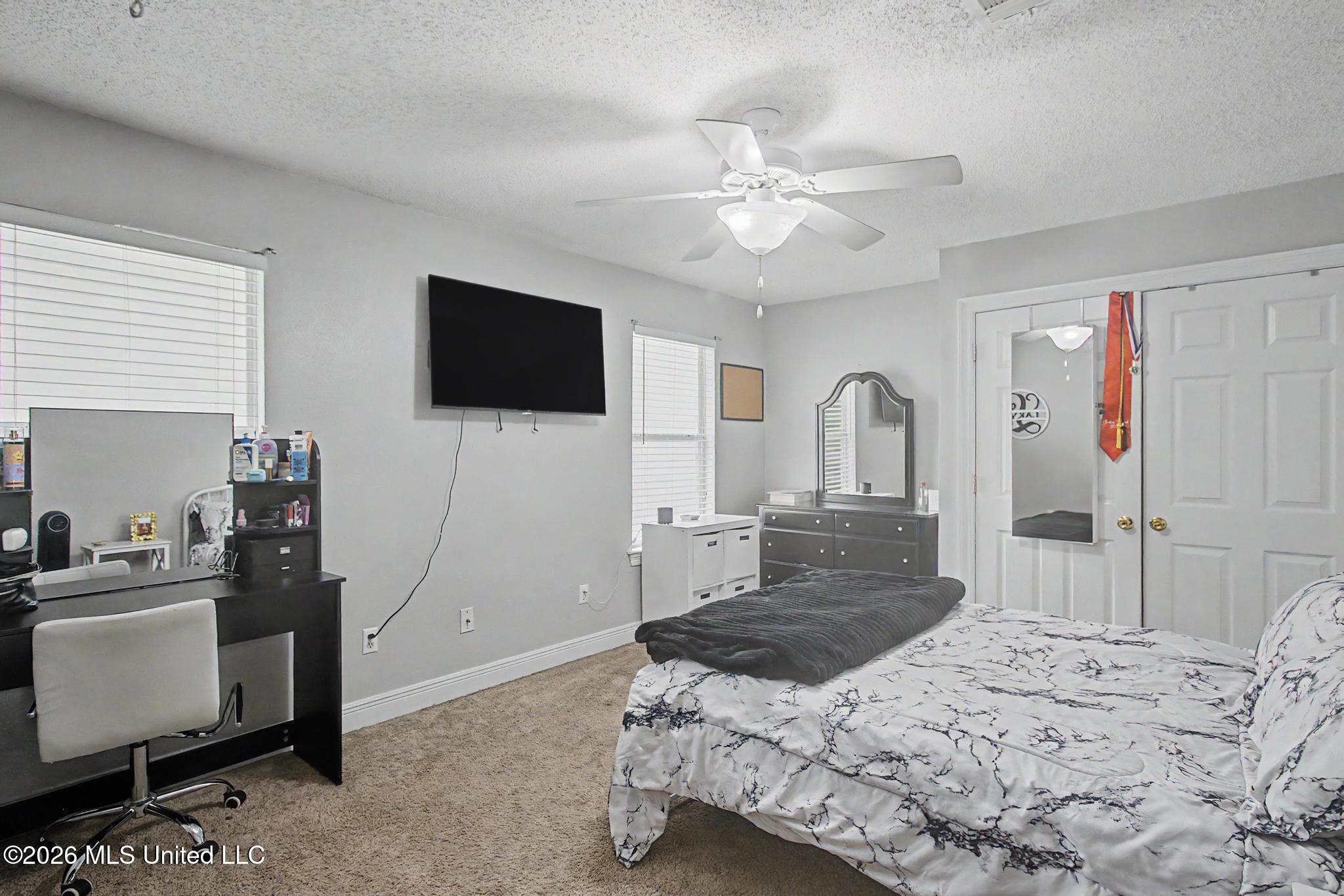 515 Royal Oak Drive Property Photo 16