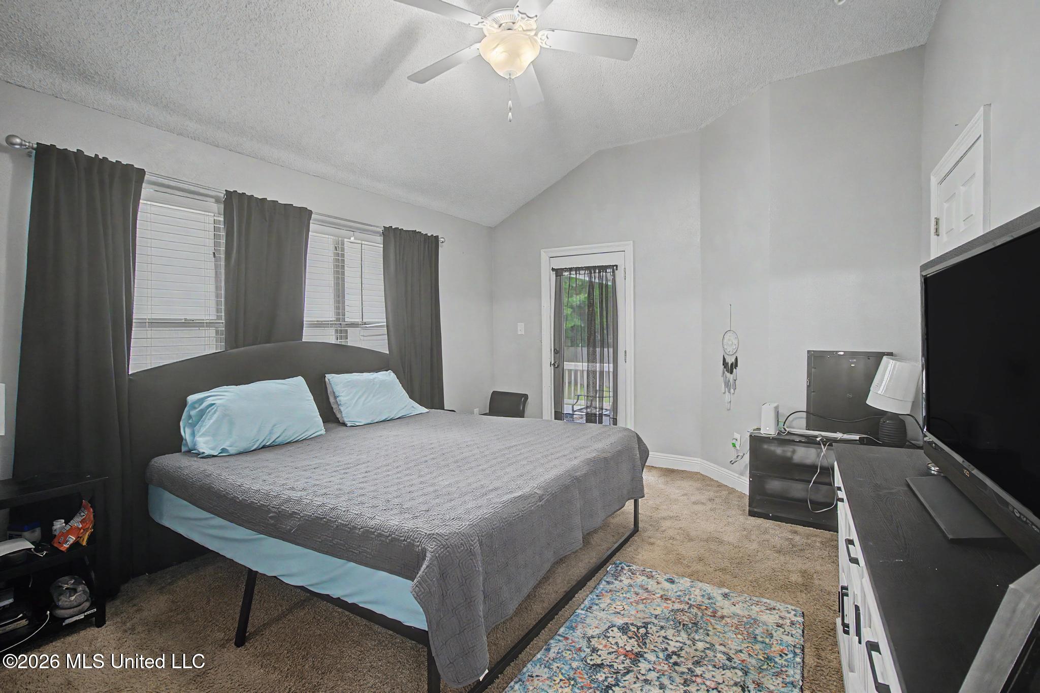 515 Royal Oak Drive Property Photo 22