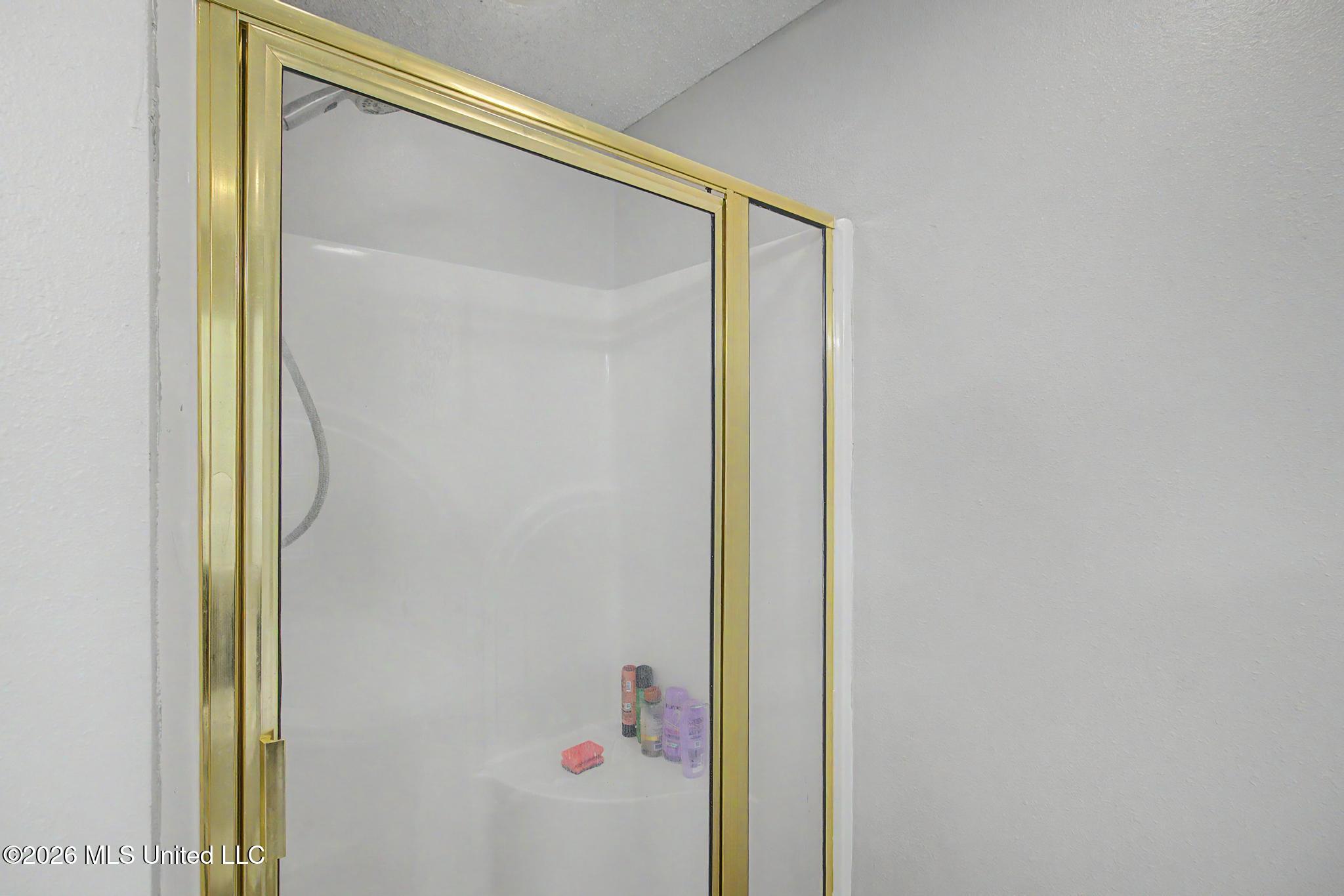 515 Royal Oak Drive Property Photo 25