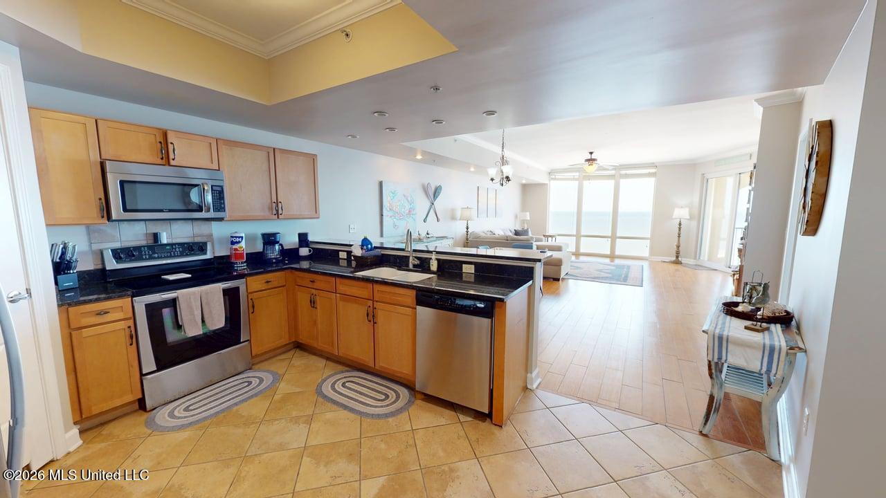 1200 Beach Drive Property Photo 11
