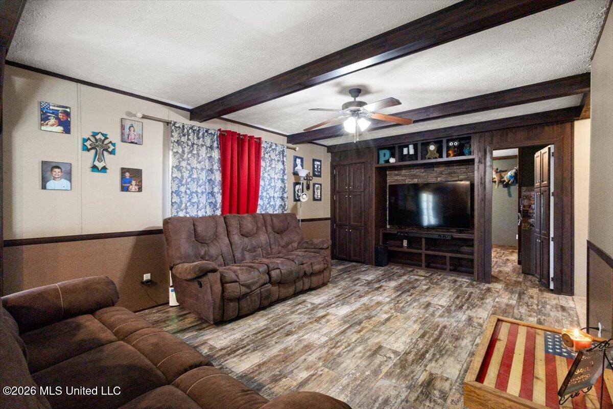 325 Crowder Creek Road Property Photo 6