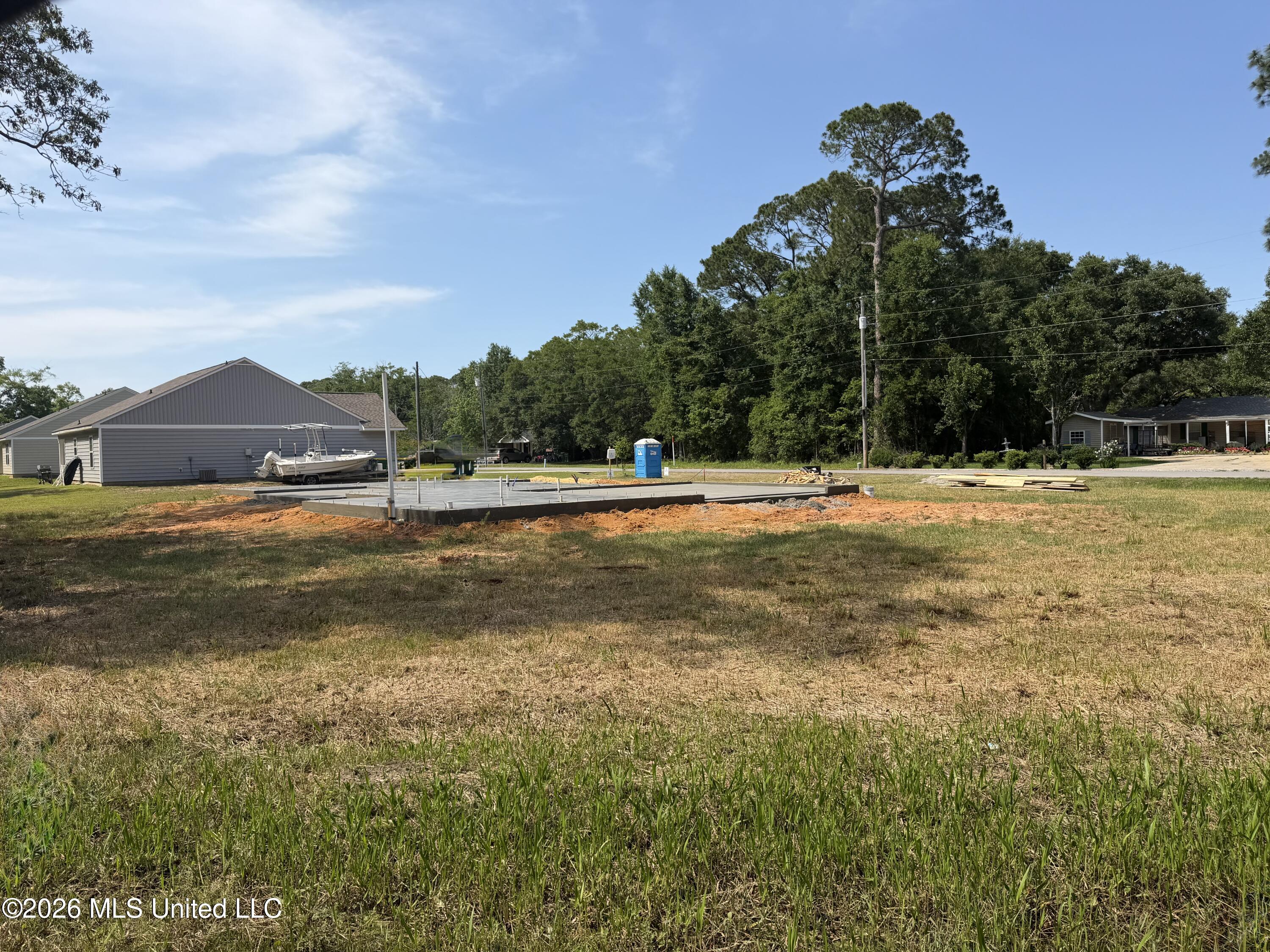 501 Peach Street Property Photo 6