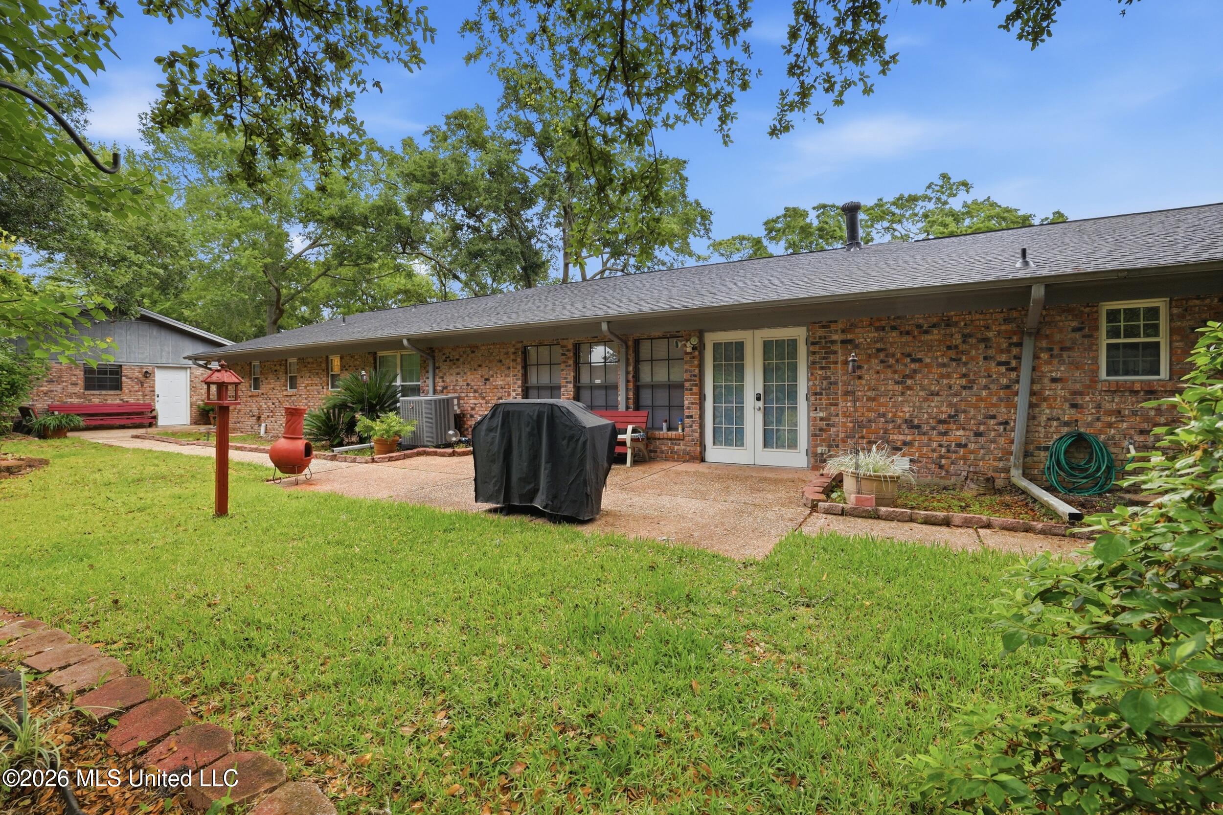 1237 Main Street Property Photo 48