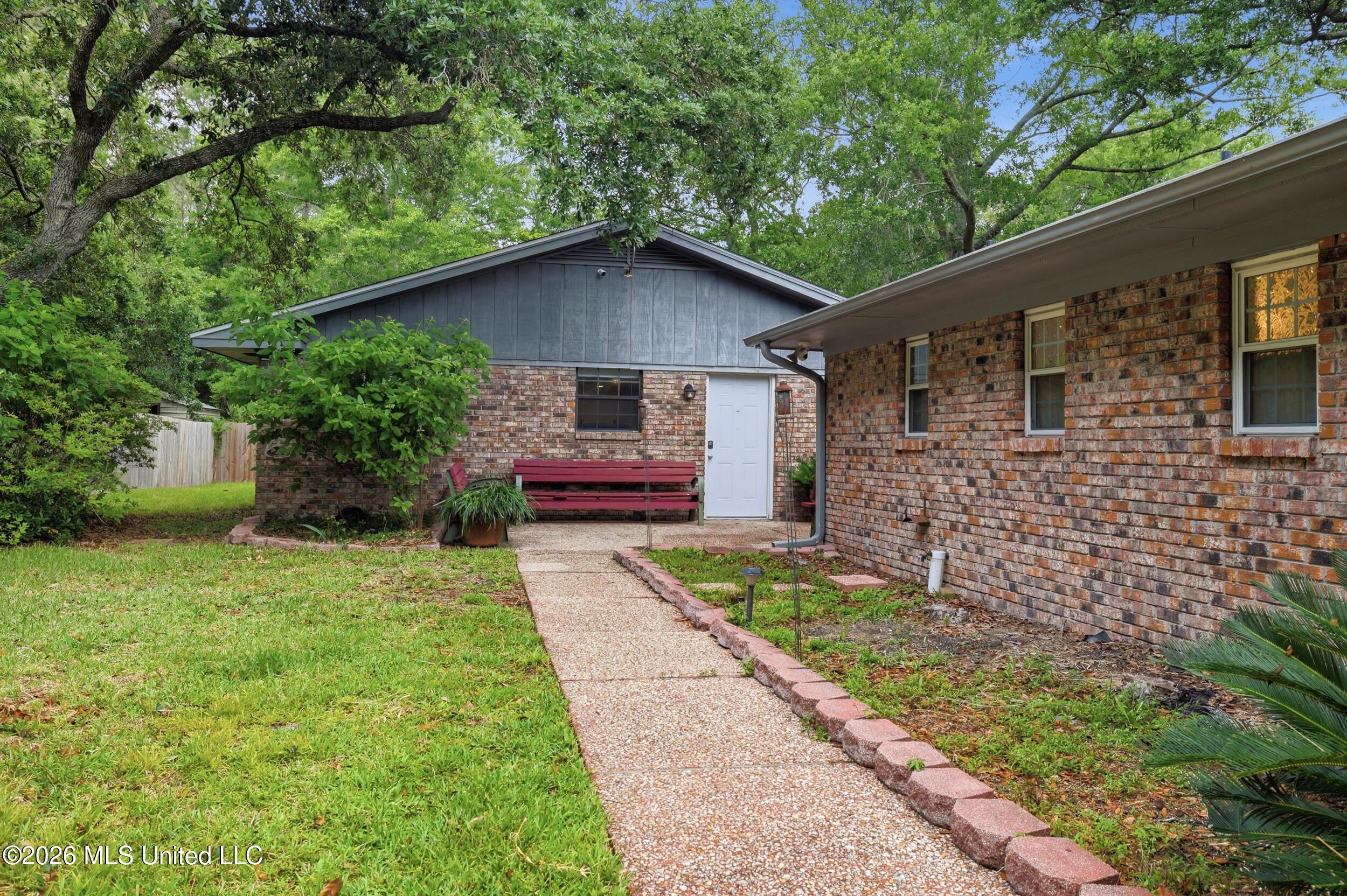 1237 Main Street Property Photo 49