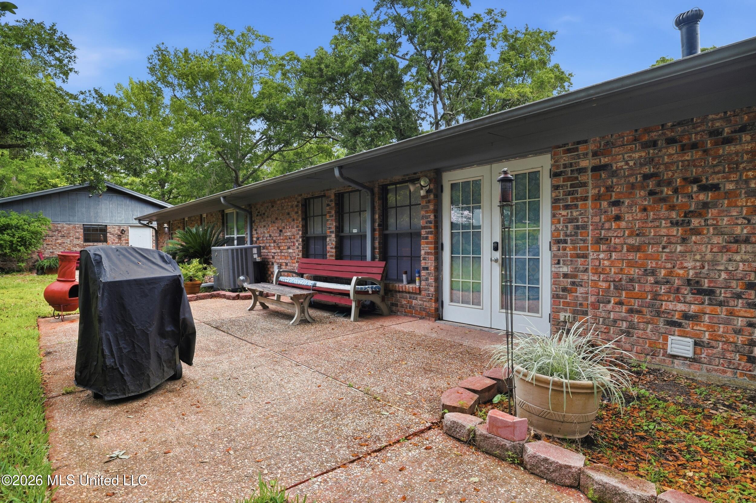 1237 Main Street Property Photo 55