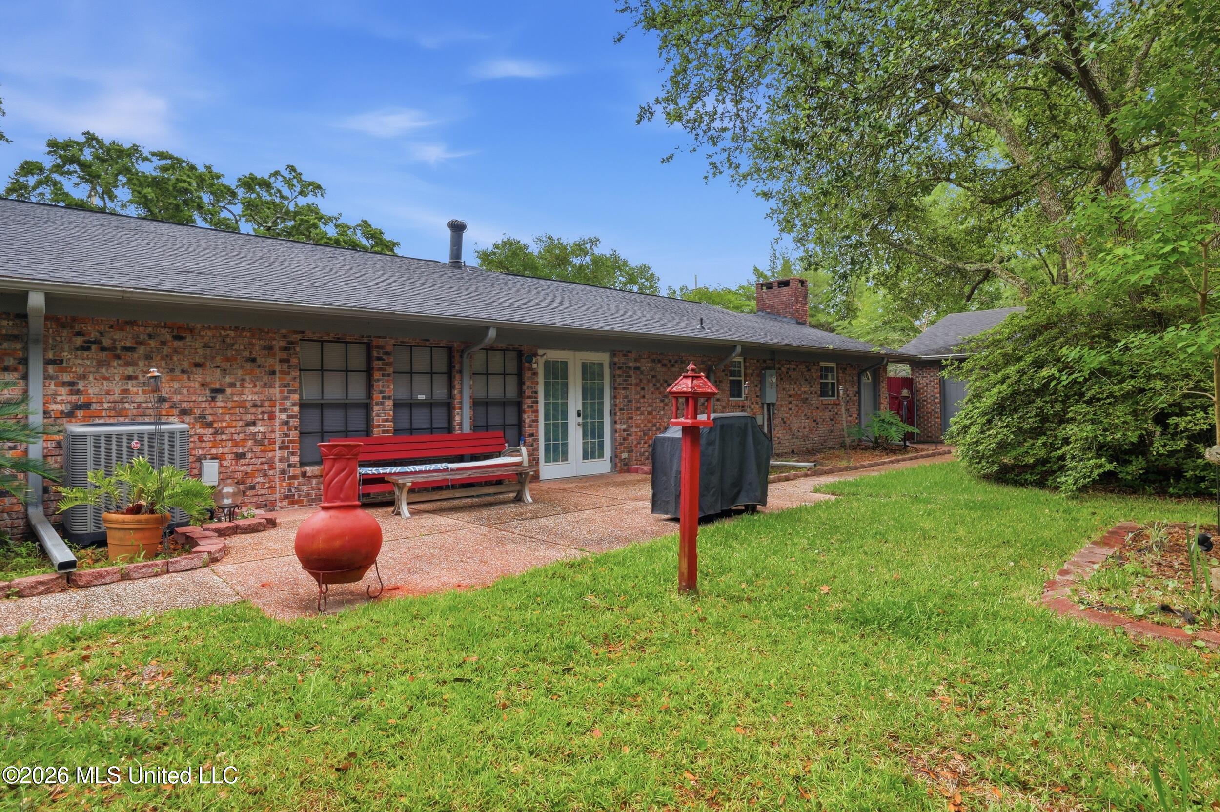 1237 Main Street Property Photo 56